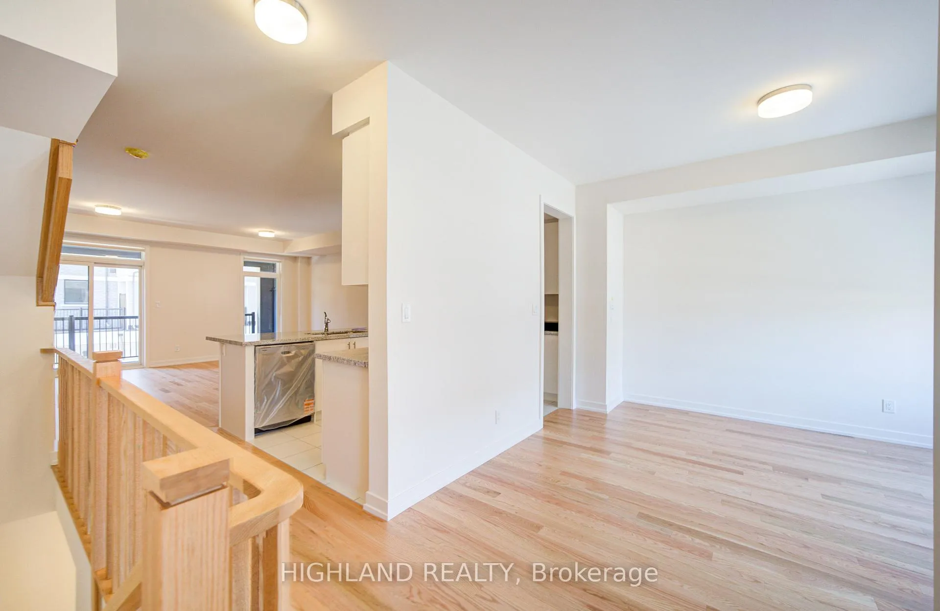 Photo 14 of 1126 Wheat Boom Drive, Oakville, Joshua Meadows — HOMEH