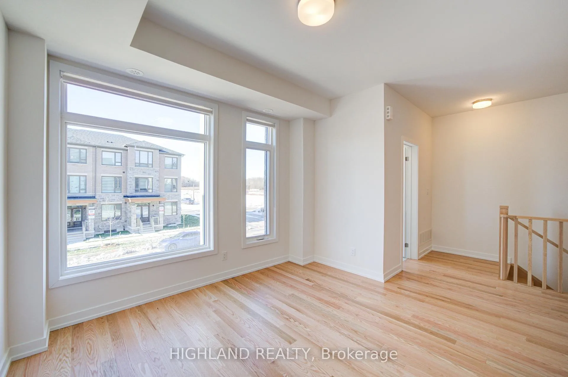 Photo 21 of 1126 Wheat Boom Drive, Oakville, Joshua Meadows — HOMEH