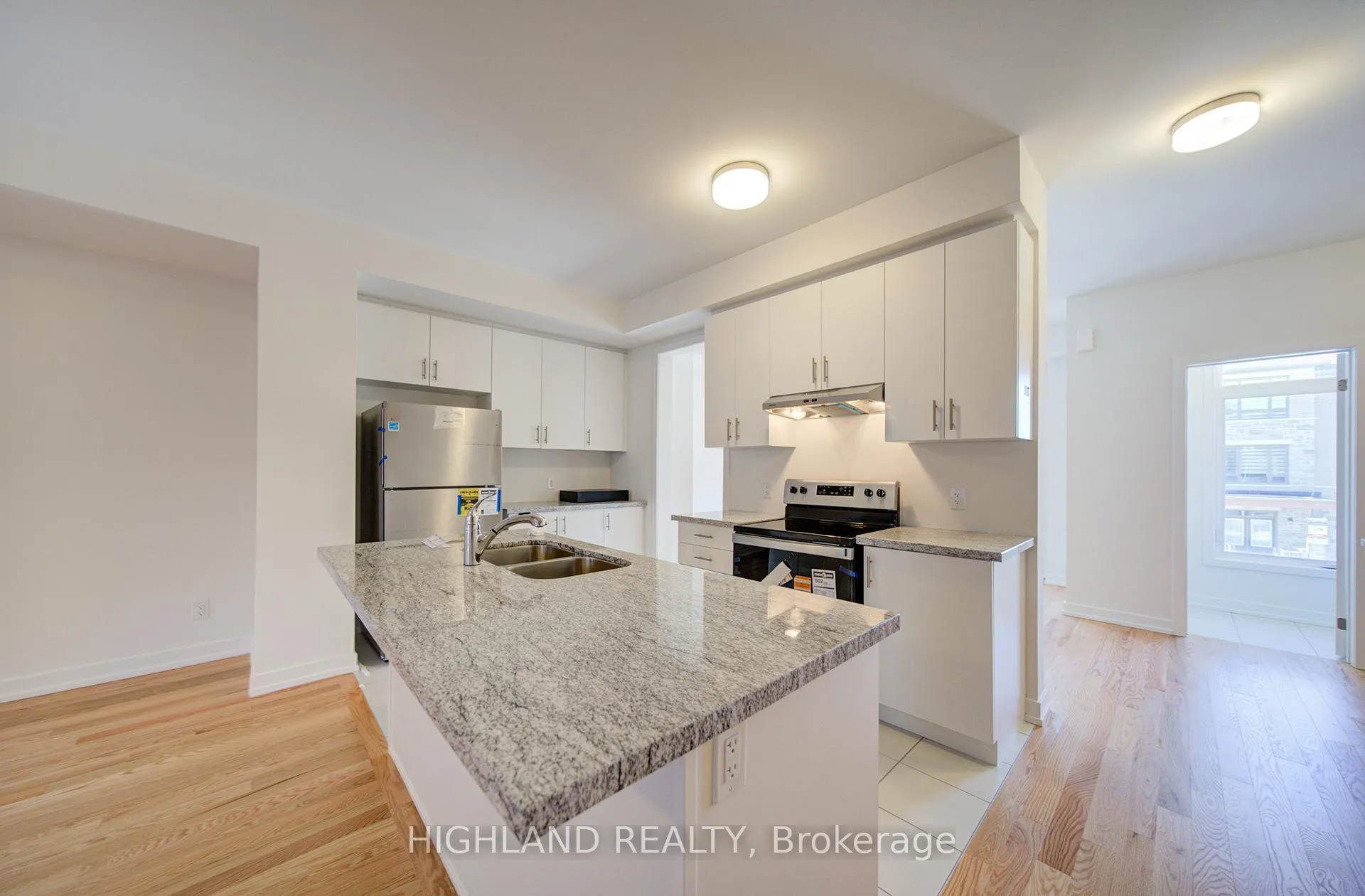 Photo 22 of 1126 Wheat Boom Drive, Oakville, Joshua Meadows — HOMEH