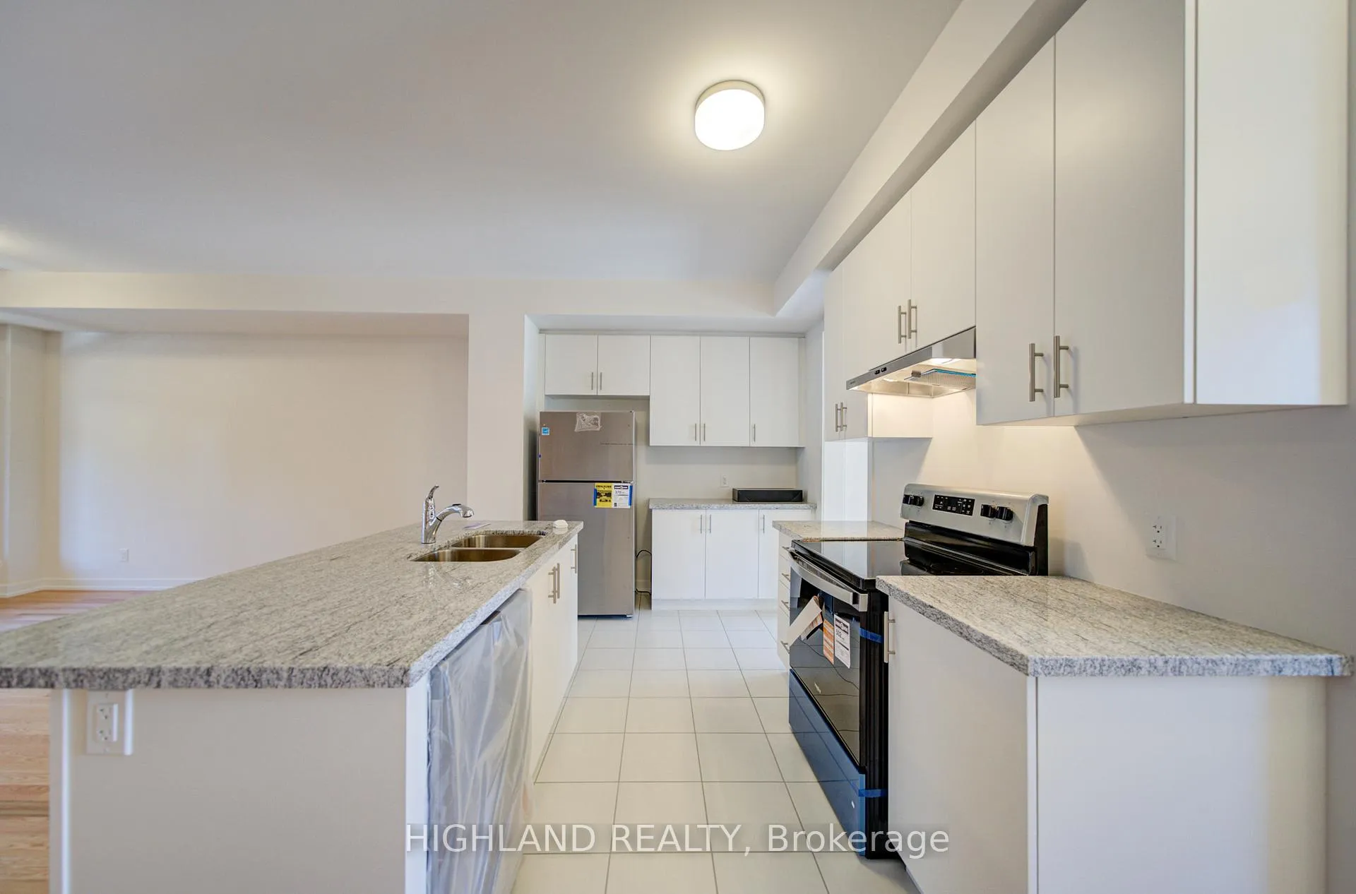 Photo 23 of 1126 Wheat Boom Drive, Oakville, Joshua Meadows — HOMEH