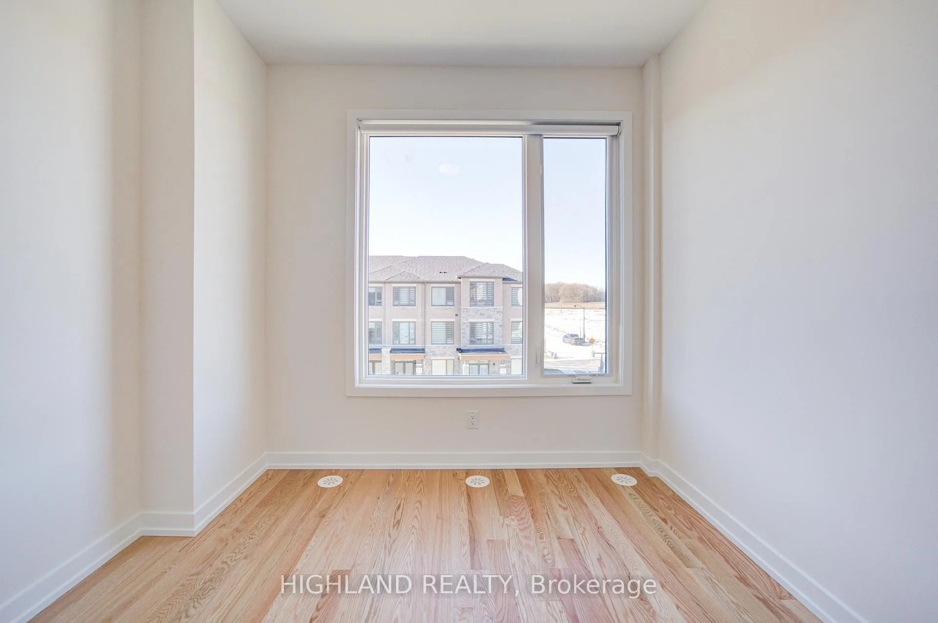 Photo 33 of 1126 Wheat Boom Drive, Oakville, Joshua Meadows — HOMEH