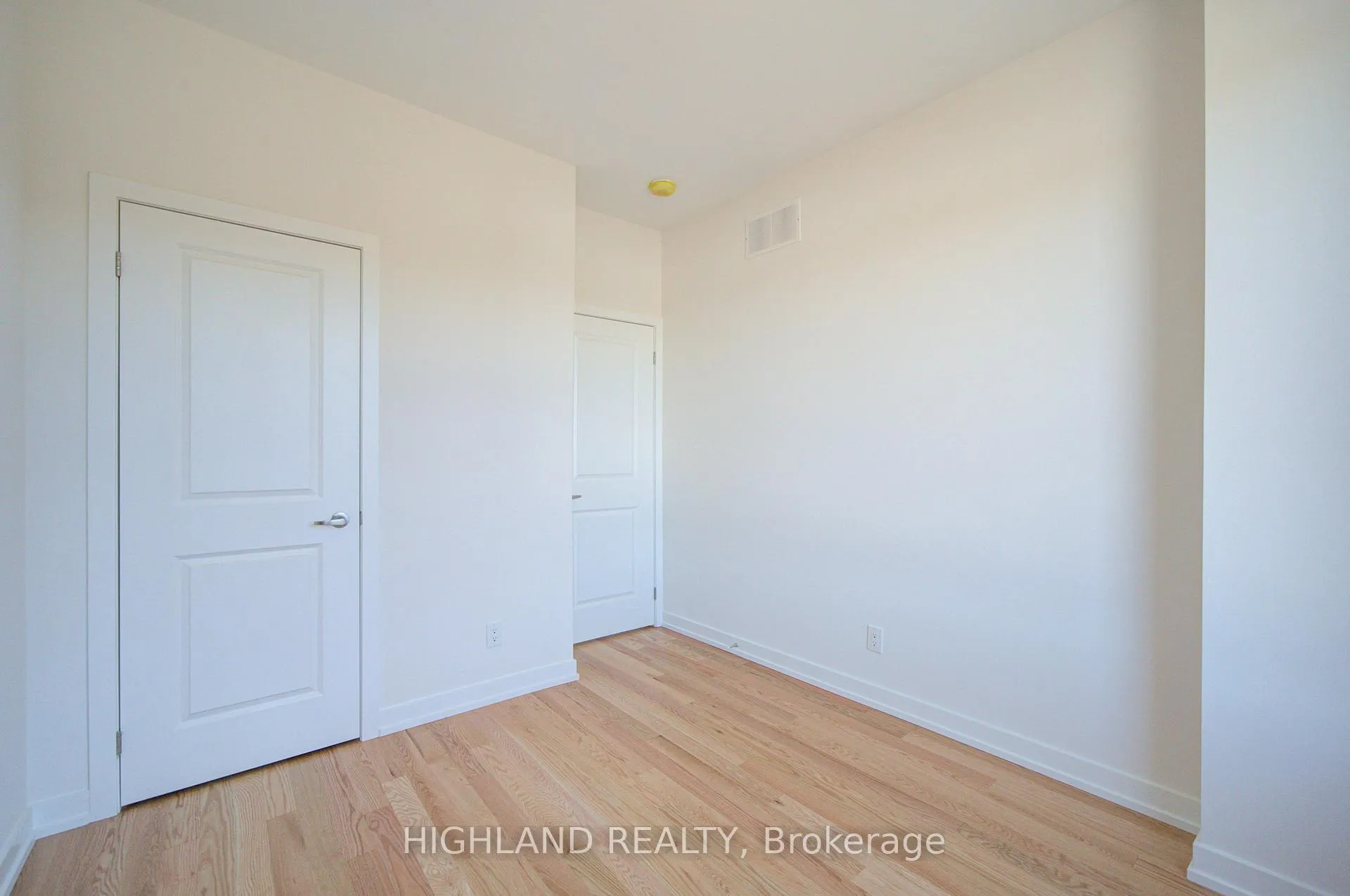 Photo 35 of 1126 Wheat Boom Drive, Oakville, Joshua Meadows — HOMEH