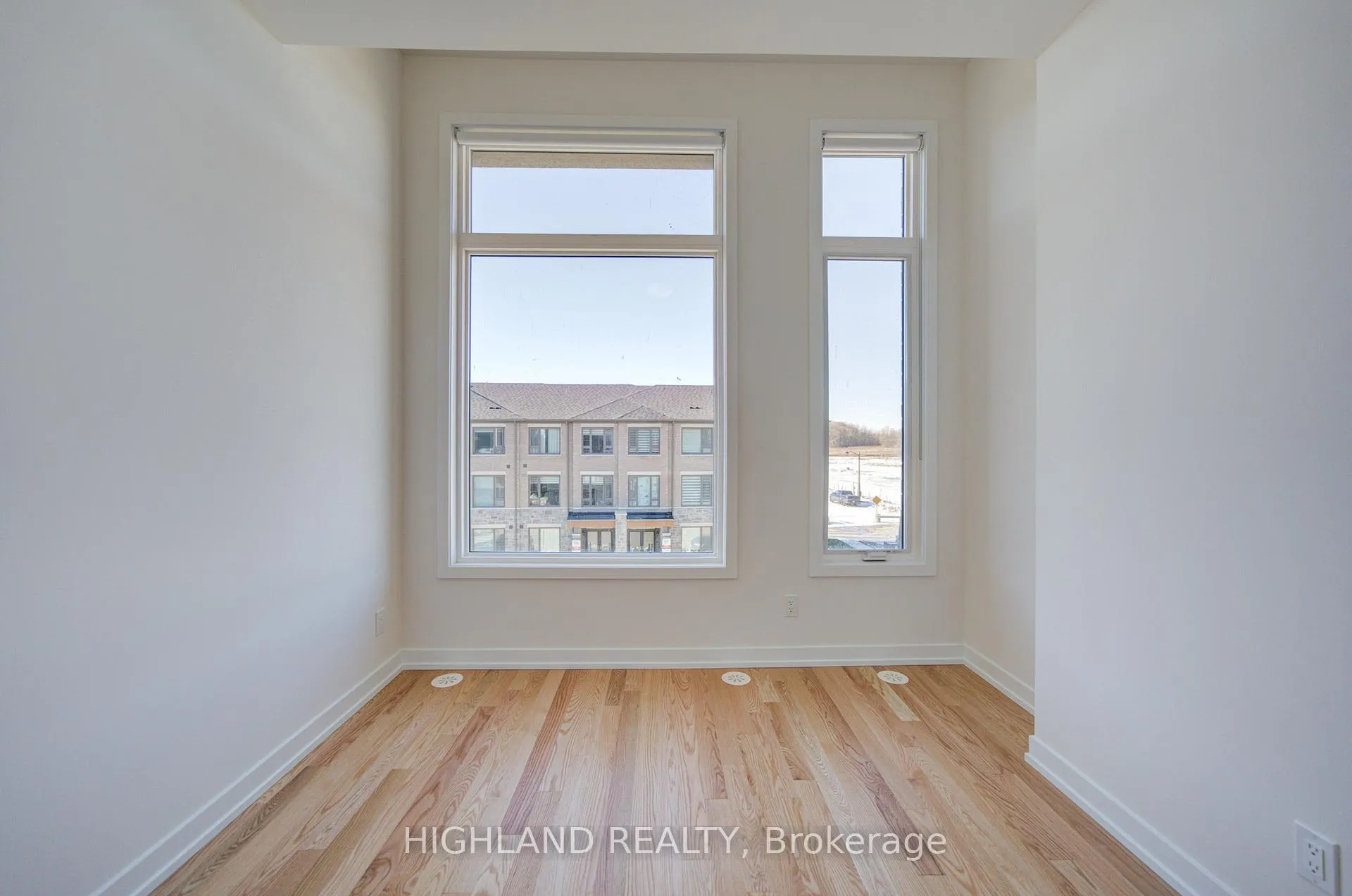 Photo 37 of 1126 Wheat Boom Drive, Oakville, Joshua Meadows — HOMEH