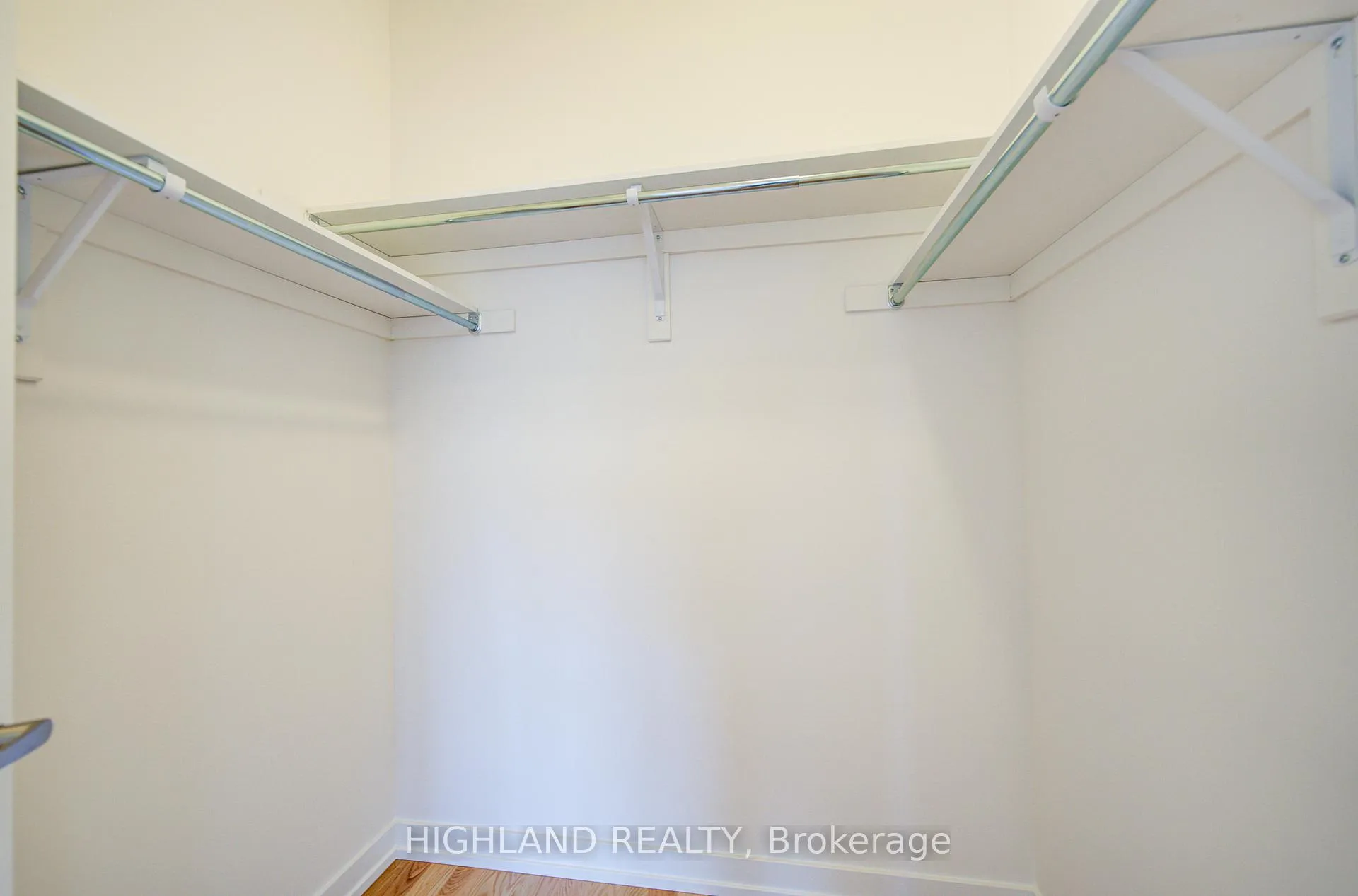 Photo 46 of 1126 Wheat Boom Drive, Oakville, Joshua Meadows — HOMEH