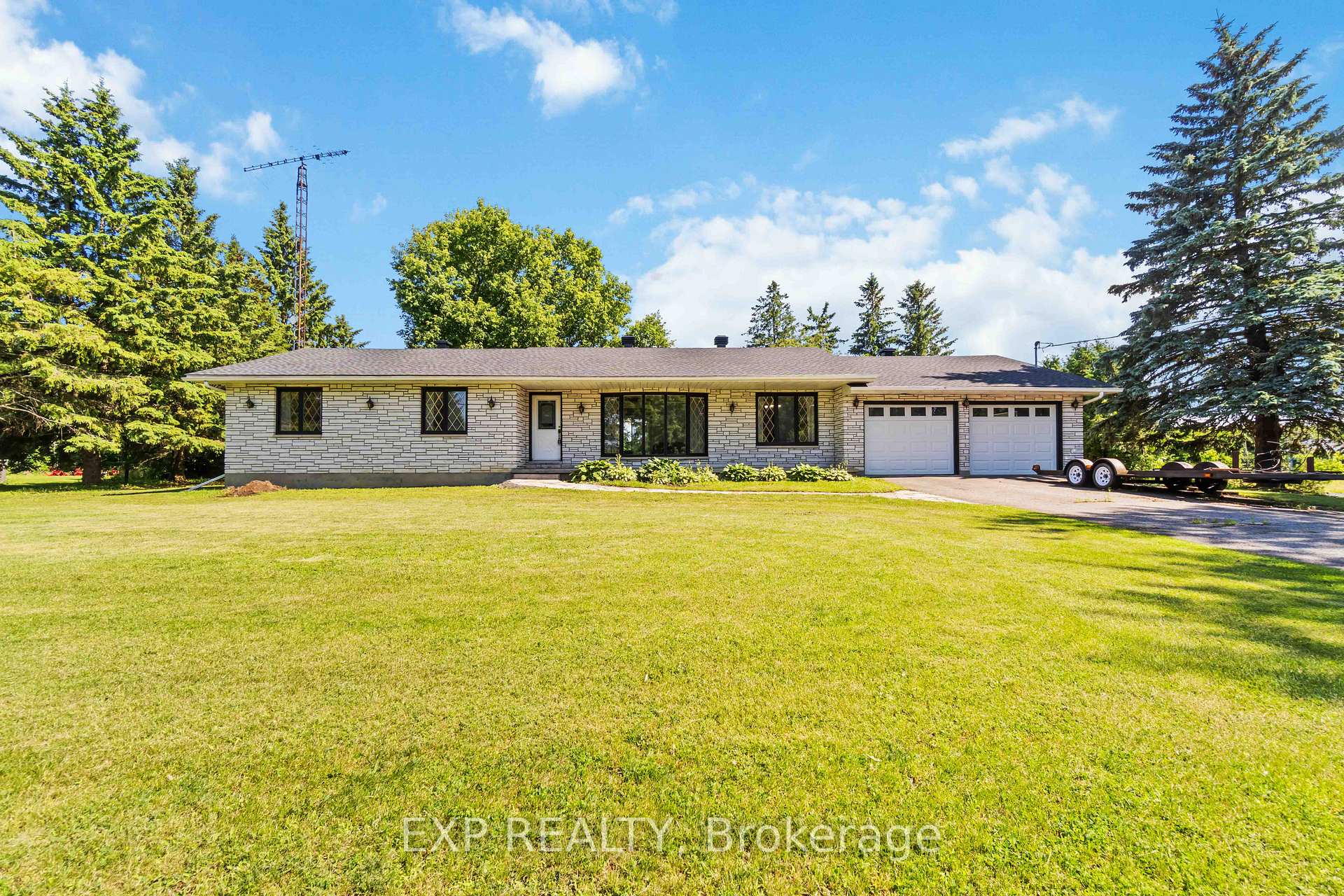 Photo 2 of 13800 County 13 Road, North Dundas, North Dundas (Winchester) Twp — HOMEH