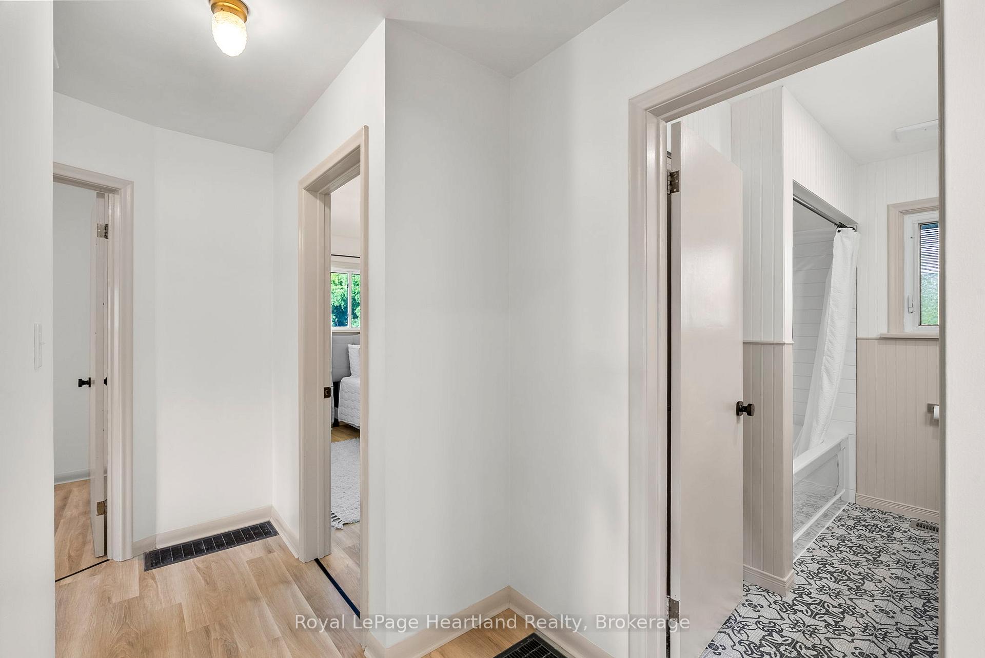 Photo 13 of 542 Angus Street, North Huron, Wingham — HOMEH