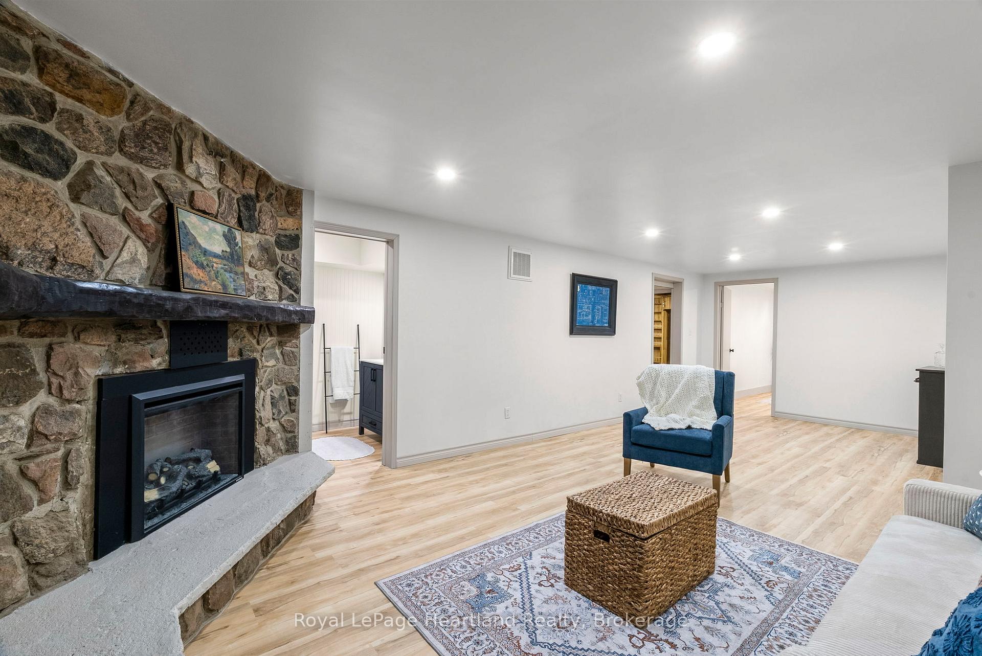Photo 21 of 542 Angus Street, North Huron, Wingham — HOMEH