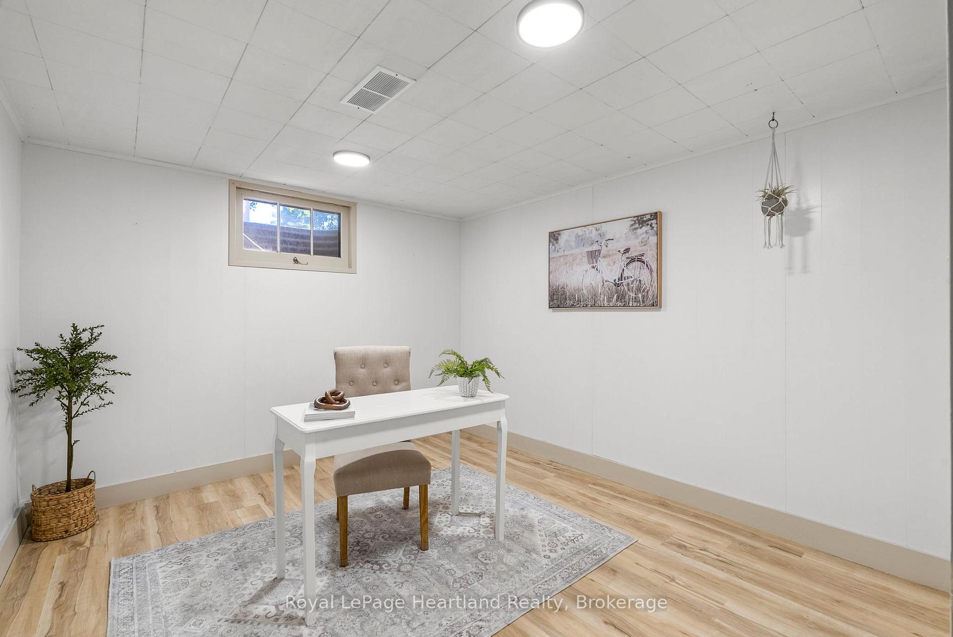 Photo 25 of 542 Angus Street, North Huron, Wingham — HOMEH