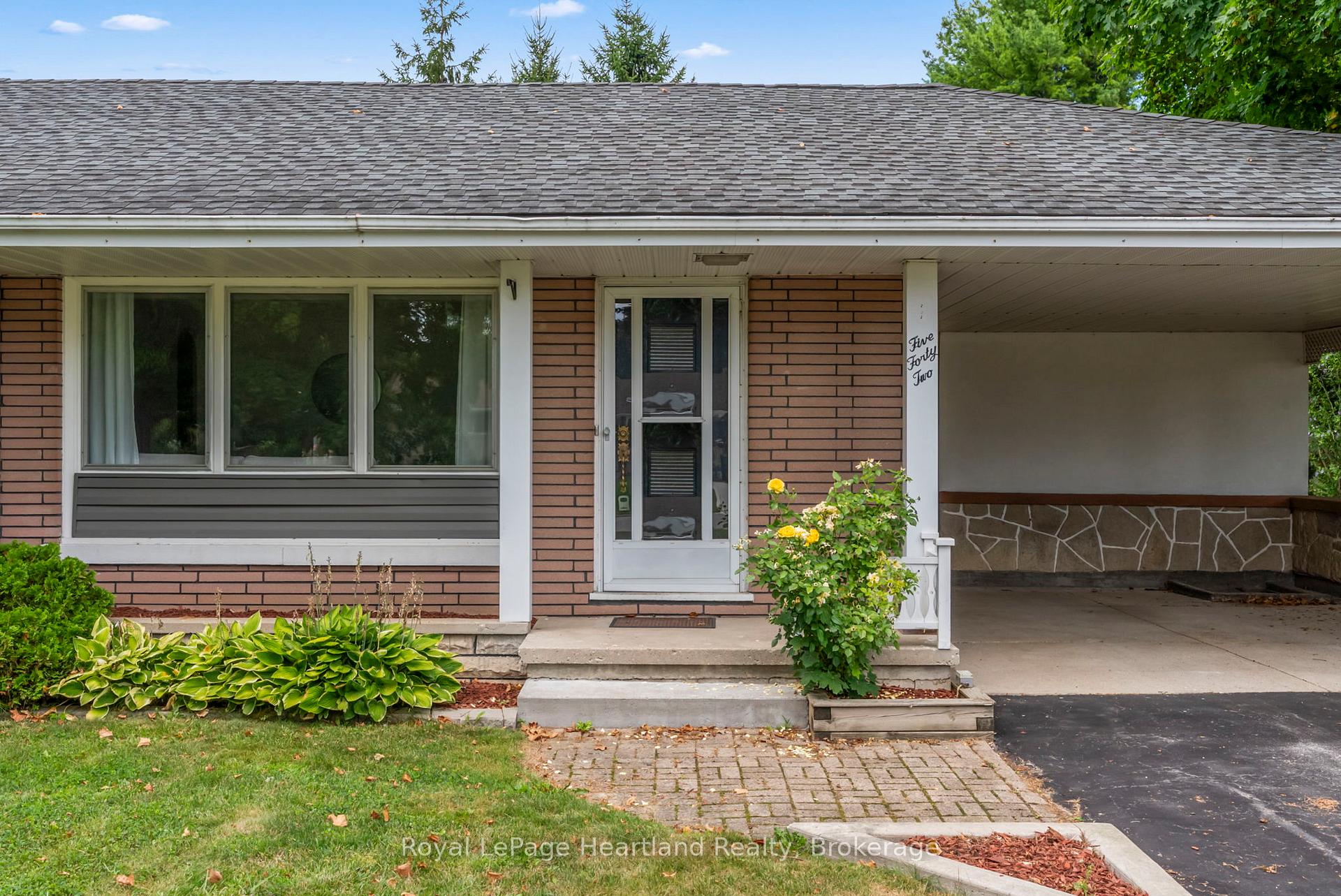 Photo 30 of 542 Angus Street, North Huron, Wingham — HOMEH