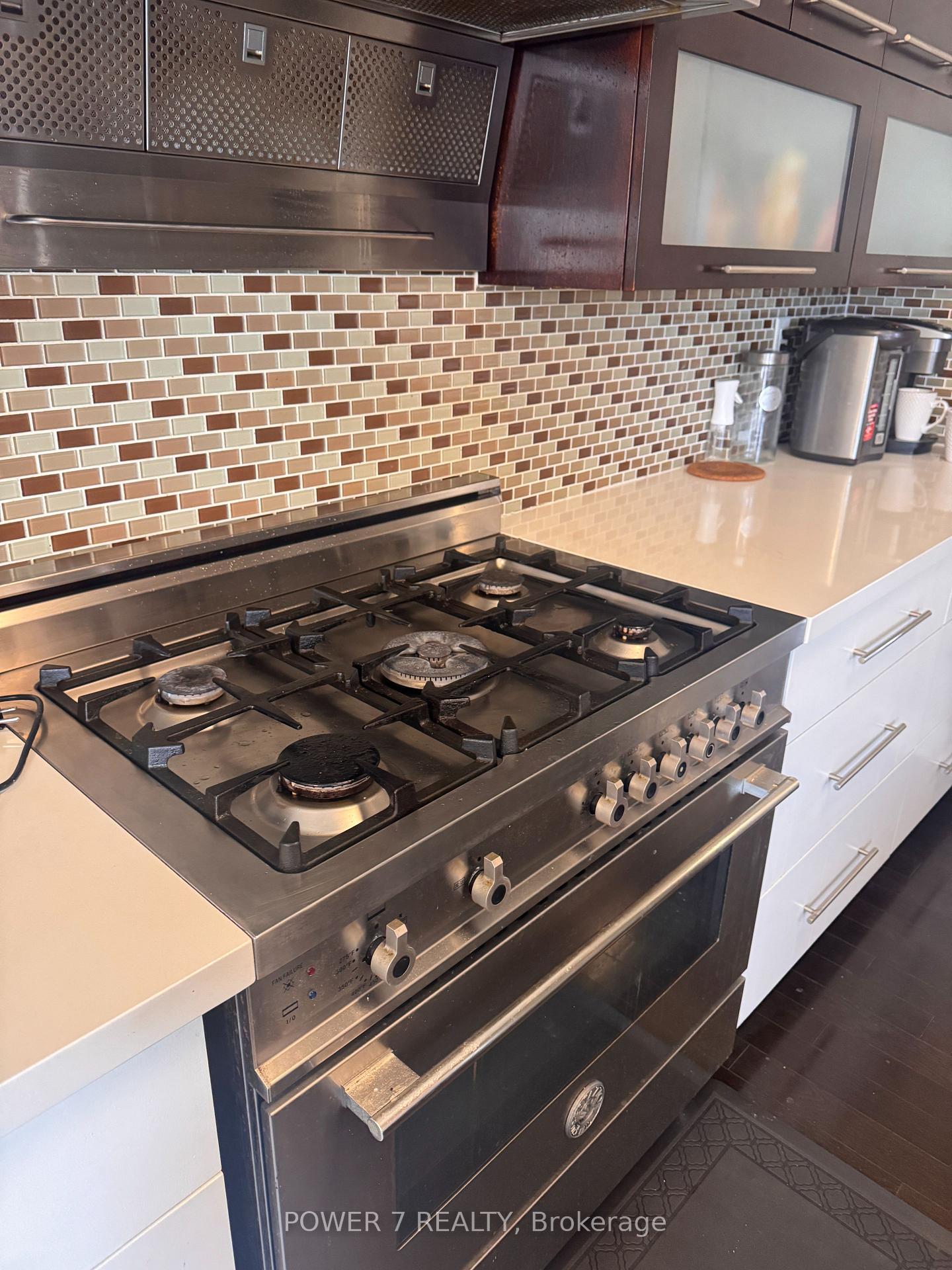 Photo 5 of 98 Russell Dawson Road, Markham, Cathedraltown — HOMEH