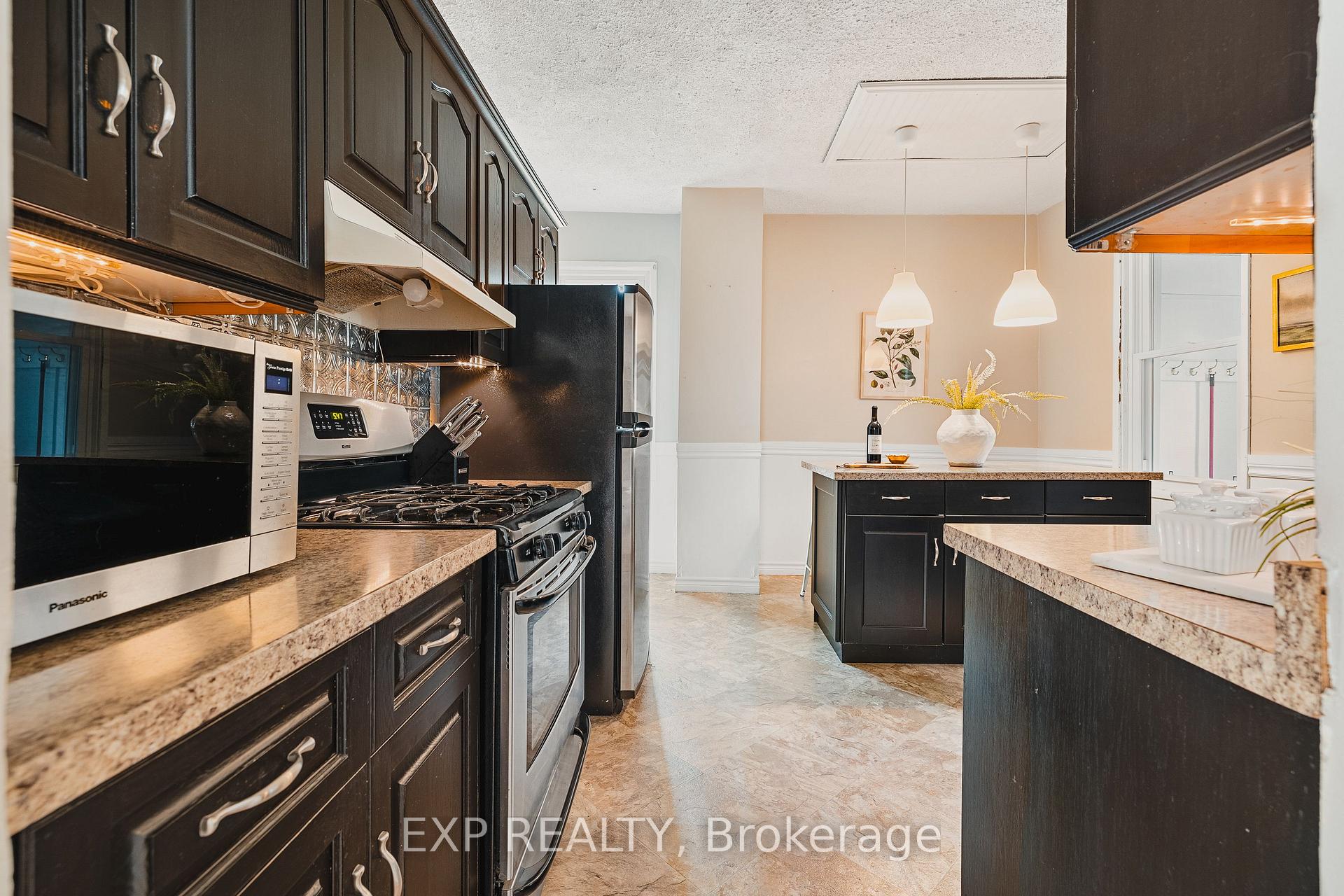 Photo 6 of 505 Wallace Avenue S, North Perth, Listowel — HOMEH