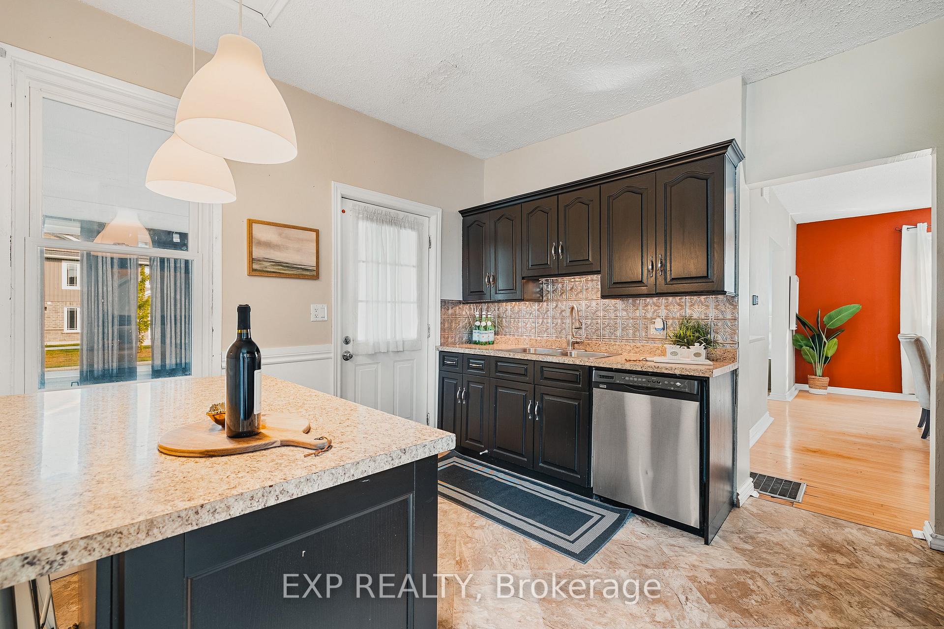 Photo 7 of 505 Wallace Avenue S, North Perth, Listowel — HOMEH