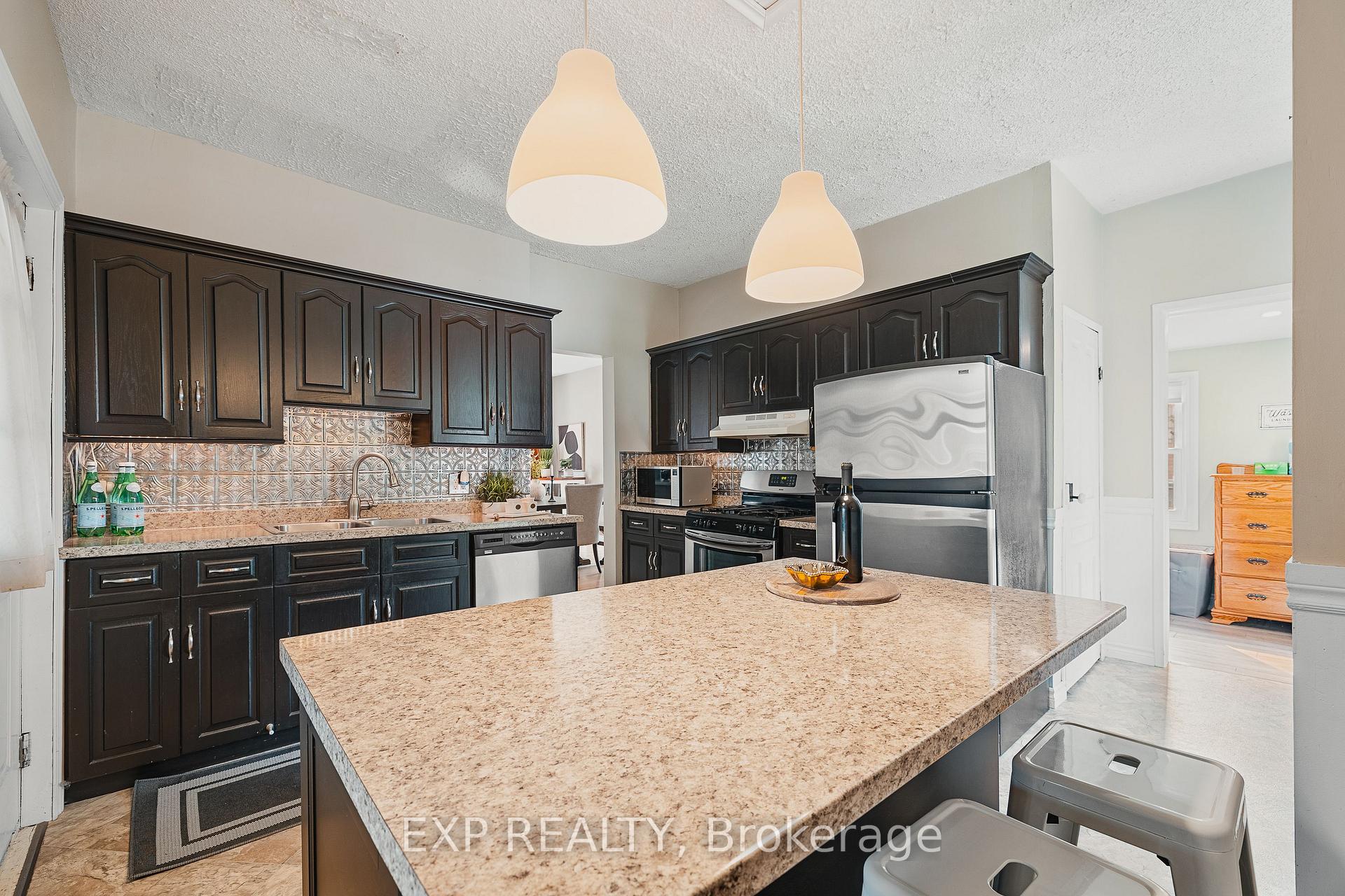 Photo 9 of 505 Wallace Avenue S, North Perth, Listowel — HOMEH