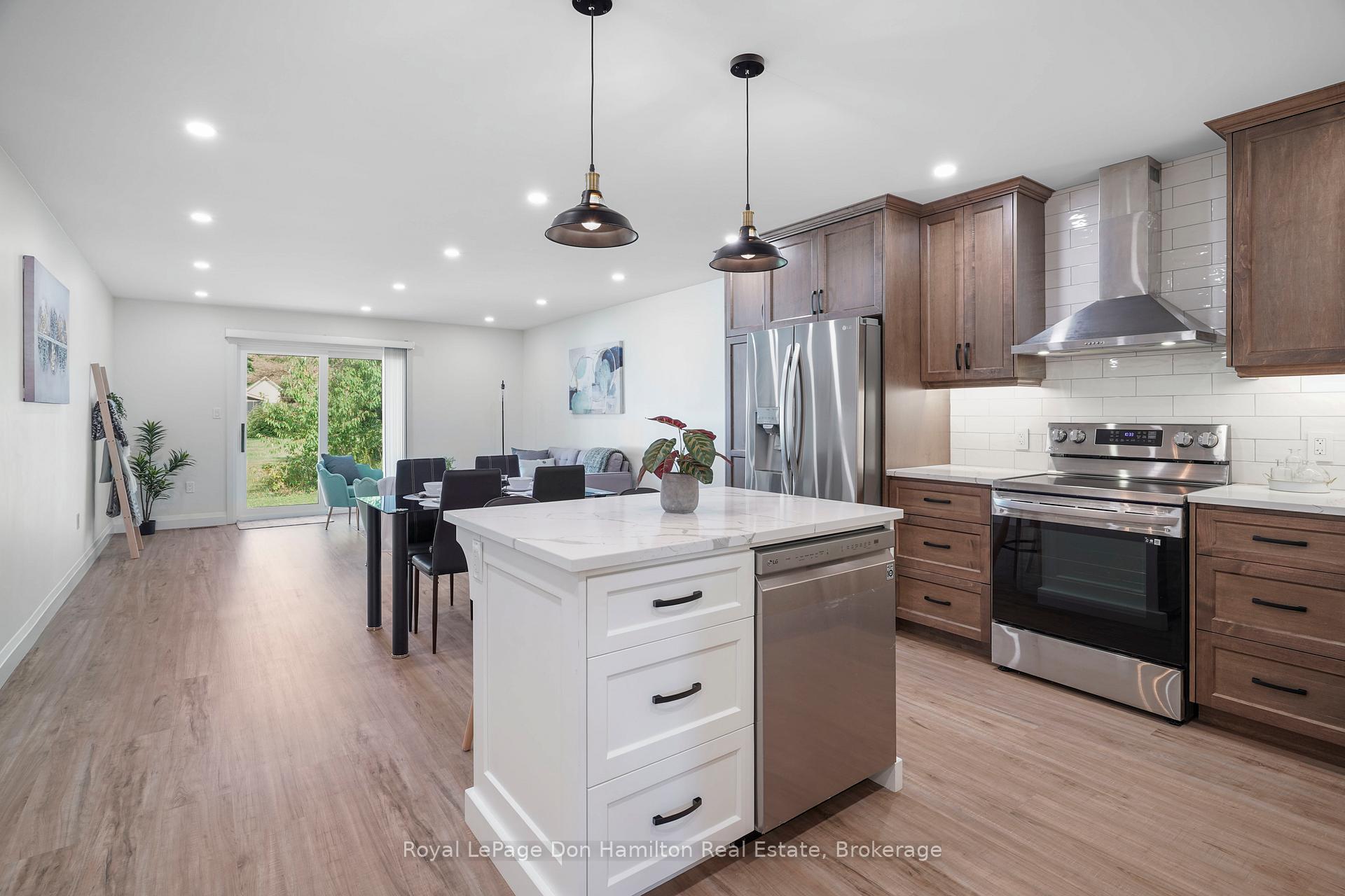 Photo 11 of 655 Gloria Street, North Huron, Blyth — HOMEH