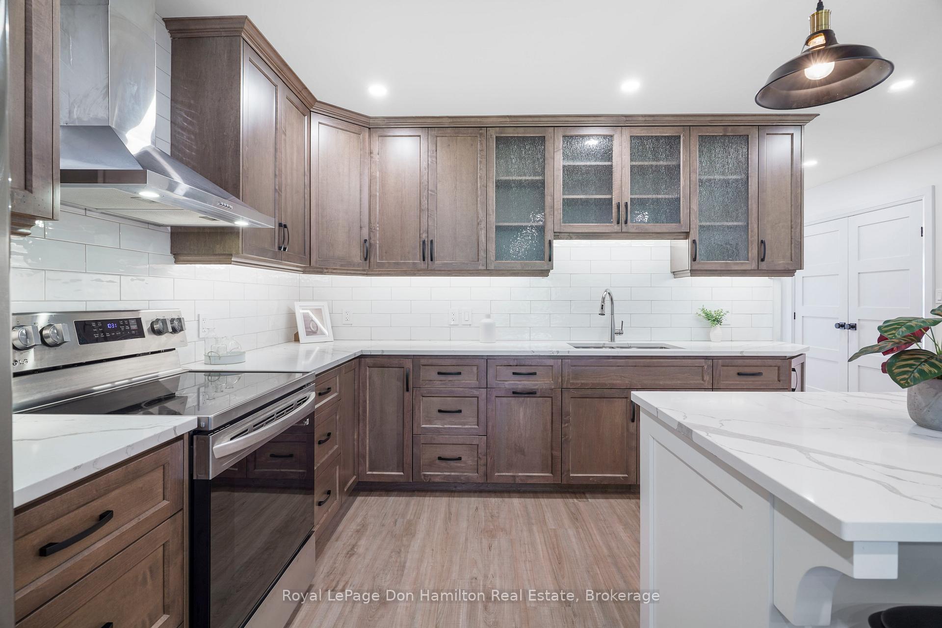 Photo 12 of 655 Gloria Street, North Huron, Blyth — HOMEH