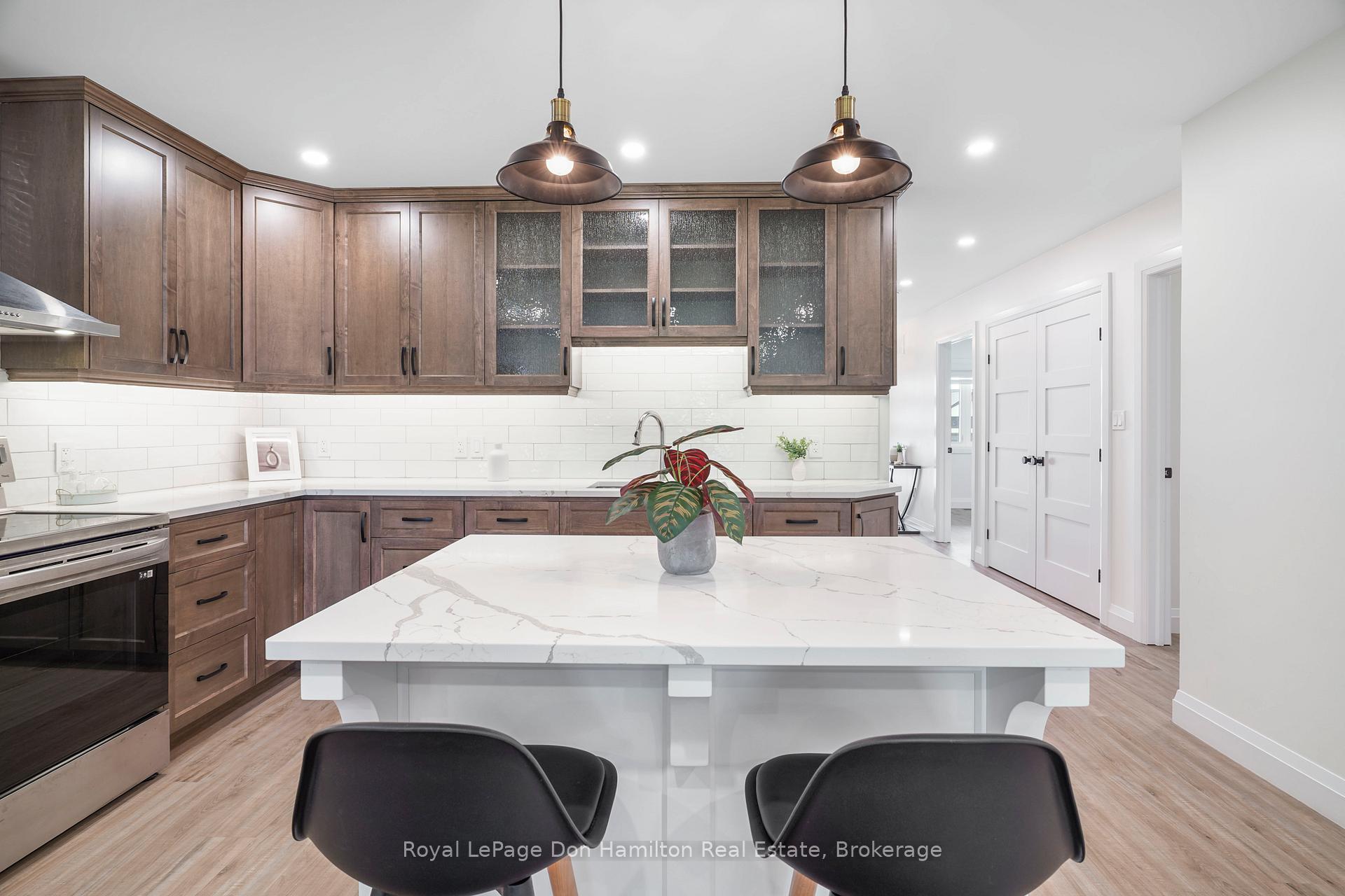 Photo 14 of 655 Gloria Street, North Huron, Blyth — HOMEH
