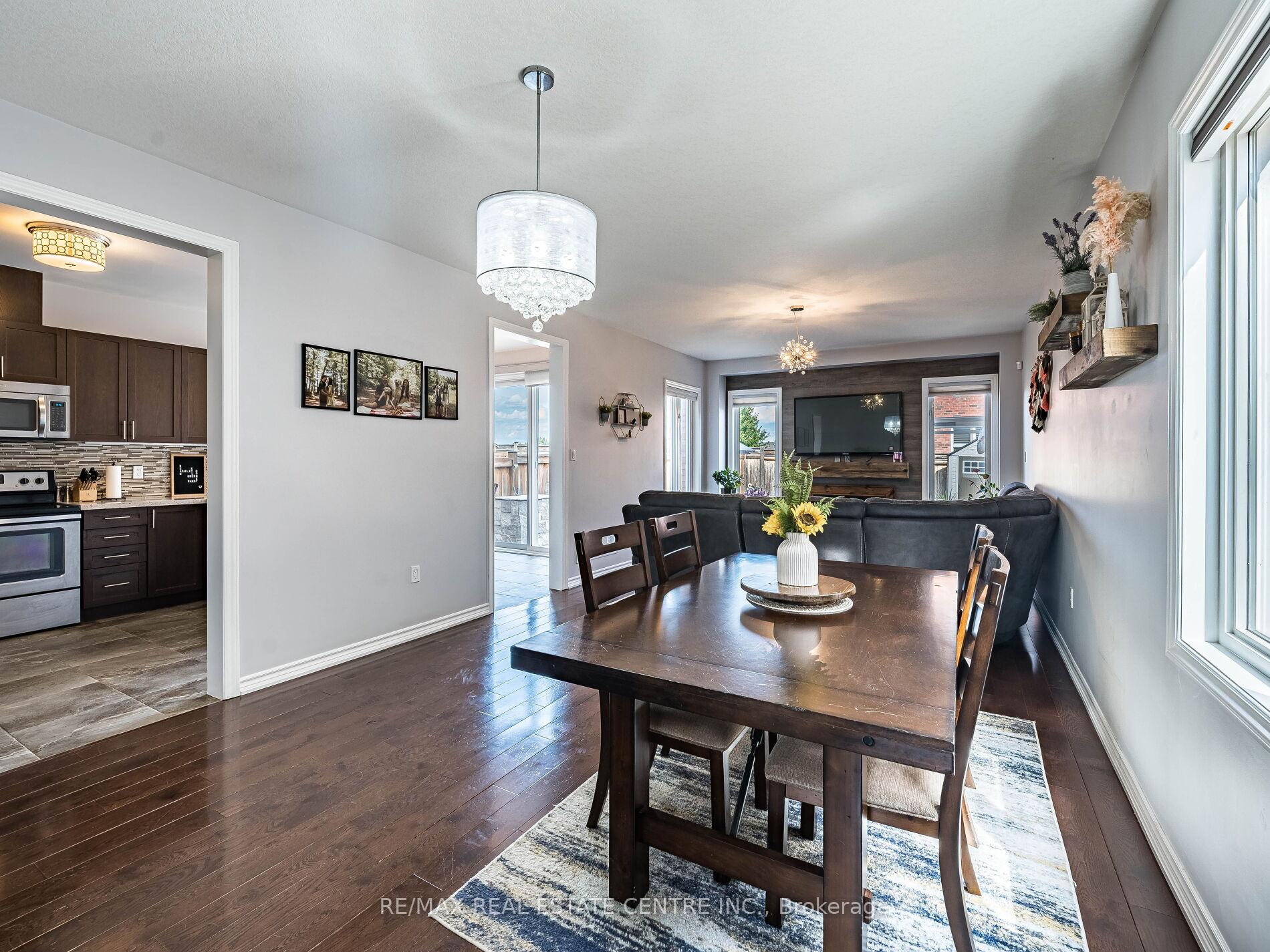 Photo 6 of 4 Morrison Avenue, New Tecumseth, Alliston — HOMEH