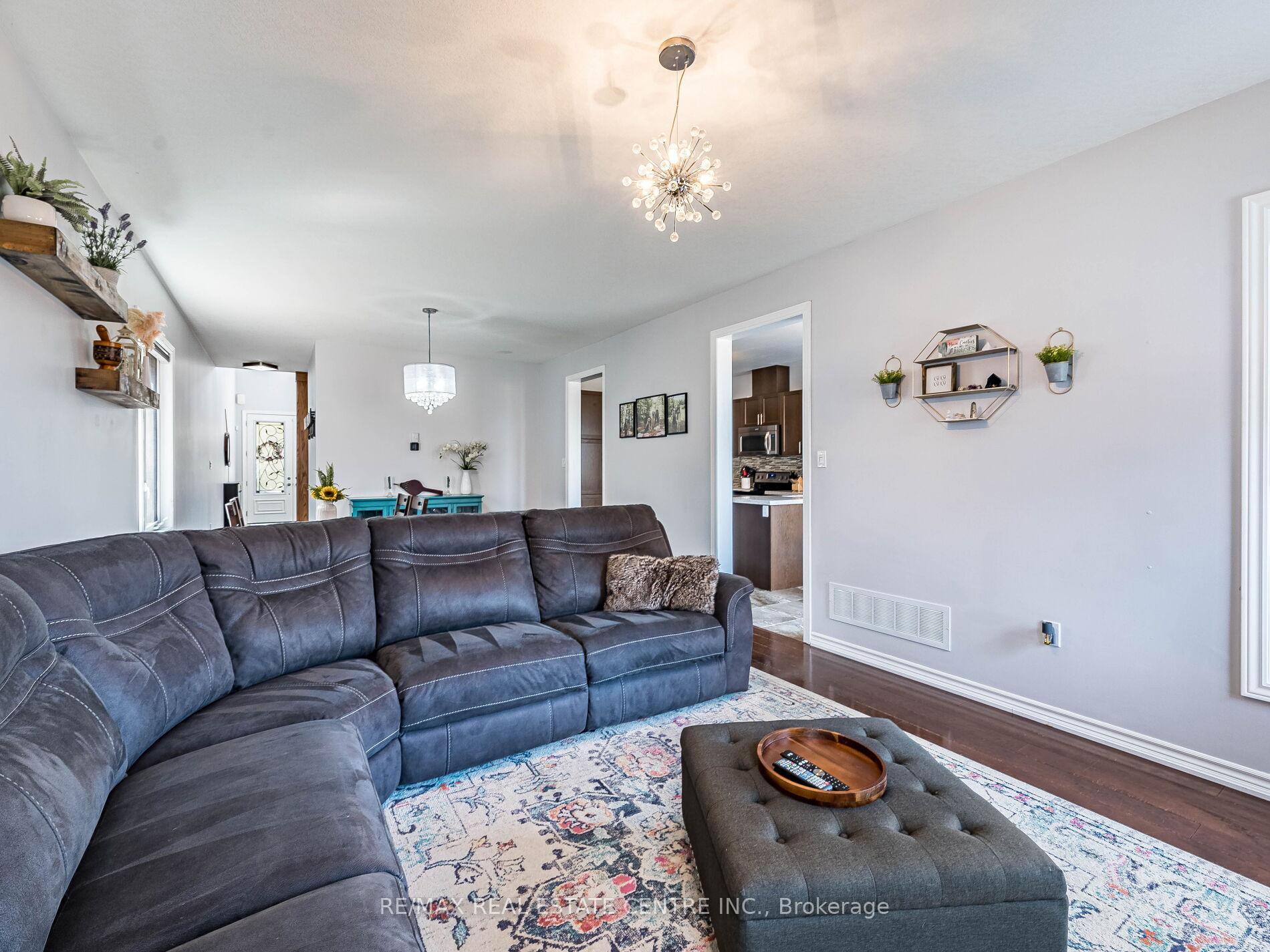 Photo 9 of 4 Morrison Avenue, New Tecumseth, Alliston — HOMEH