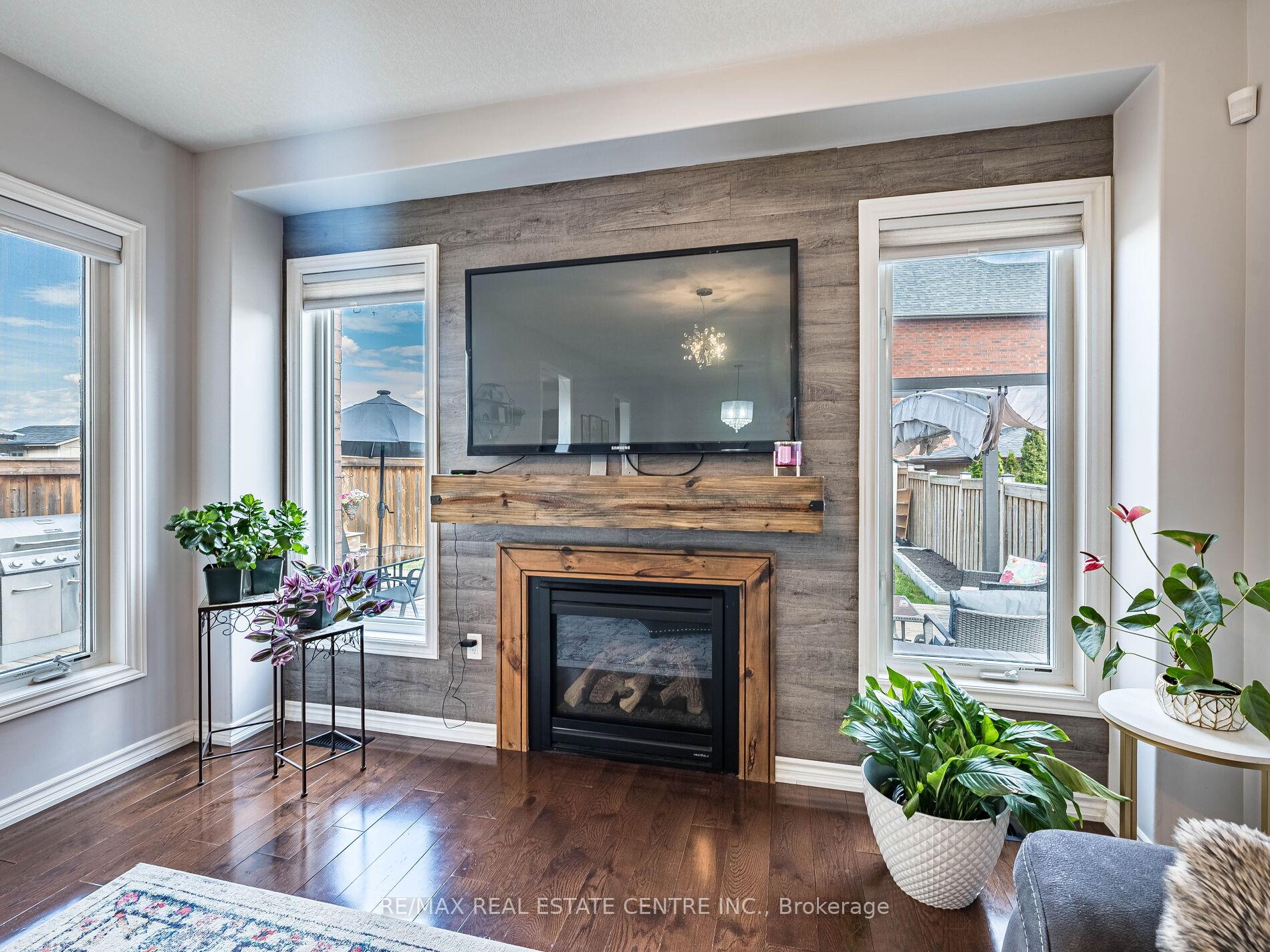 Photo 10 of 4 Morrison Avenue, New Tecumseth, Alliston — HOMEH