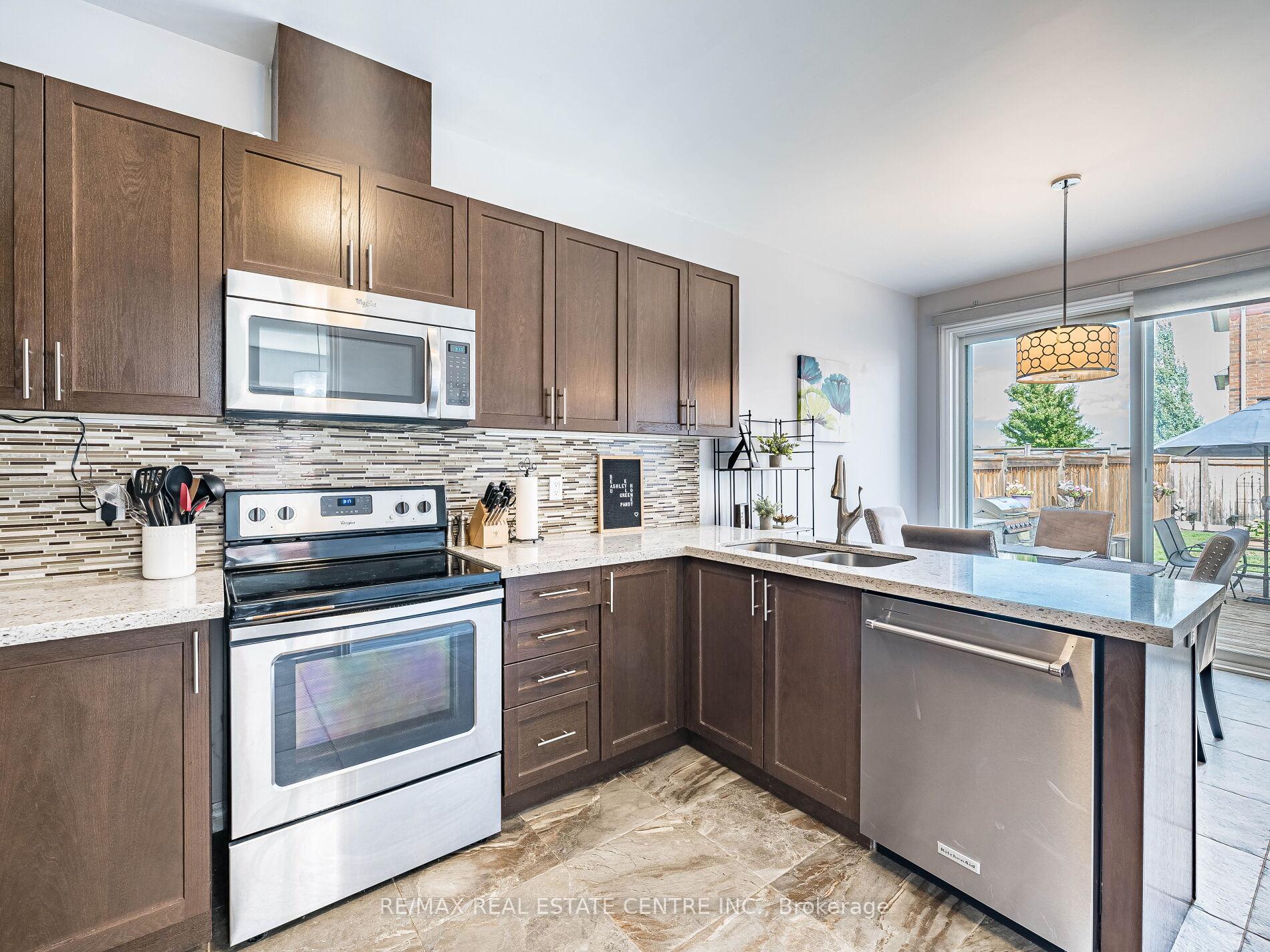 Photo 14 of 4 Morrison Avenue, New Tecumseth, Alliston — HOMEH