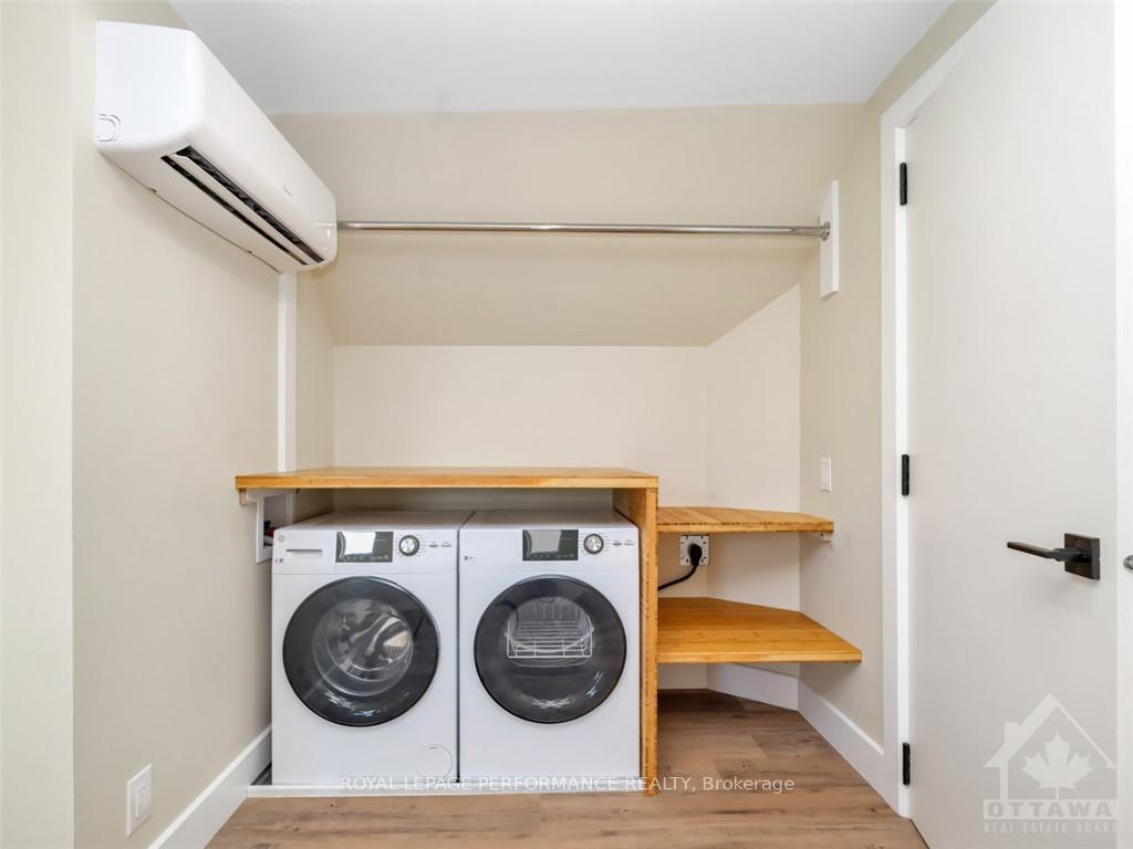 Photo 5 of Unit B, 121 Beechwood Avenue, Ottawa, Lindenlea — HOMEH