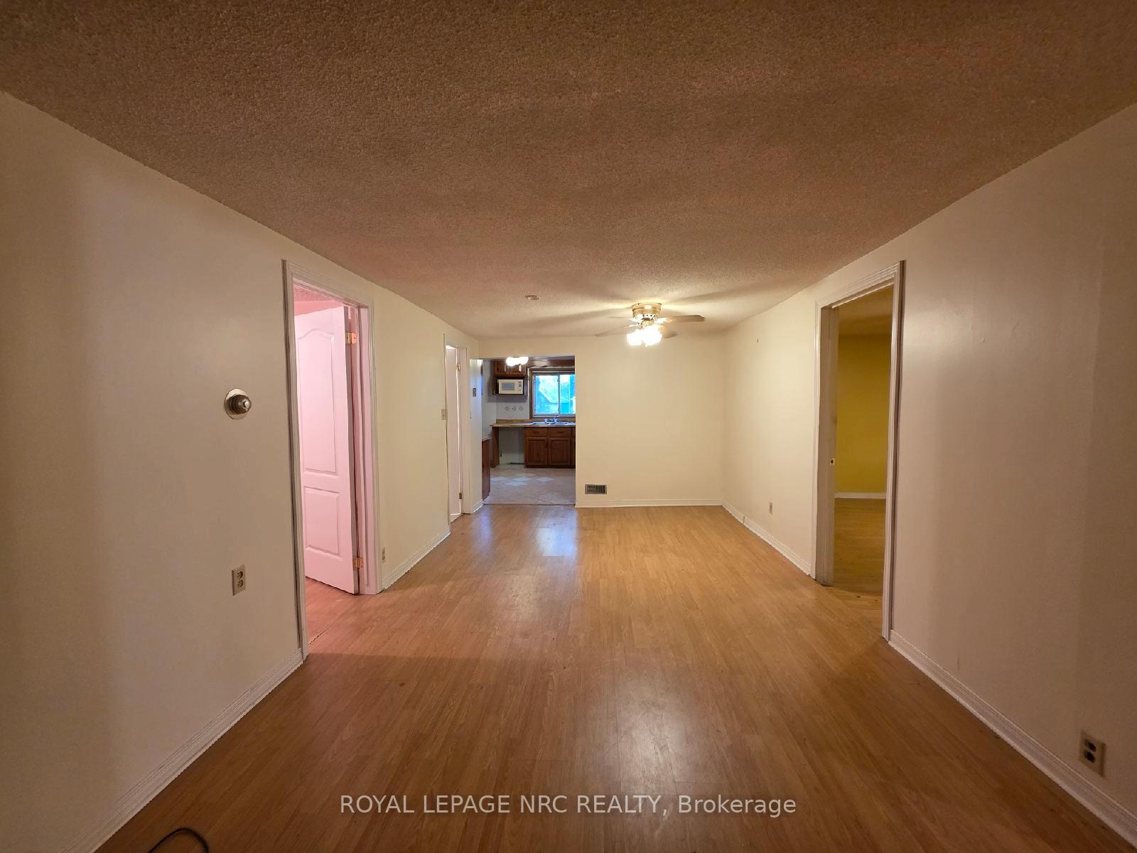 Photo 6 of 6414 Taylor Street, Niagara Falls, Dorchester — HOMEH