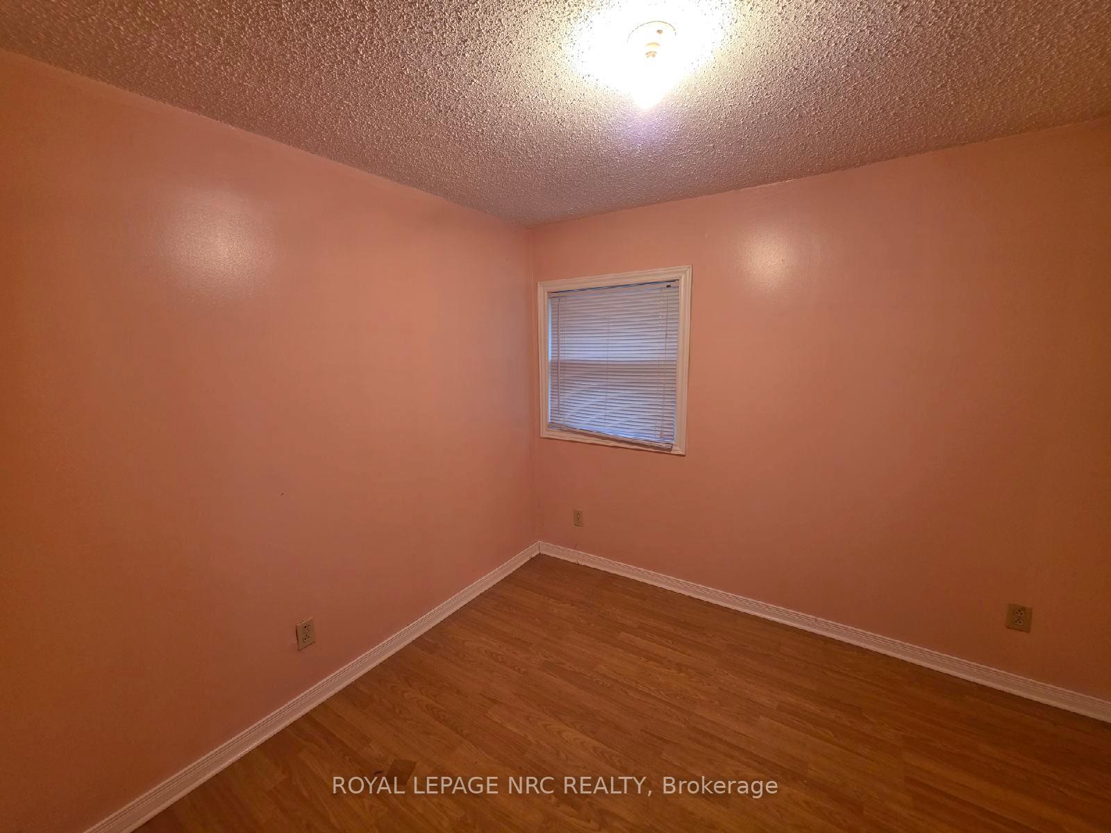 Photo 13 of 6414 Taylor Street, Niagara Falls, Dorchester — HOMEH