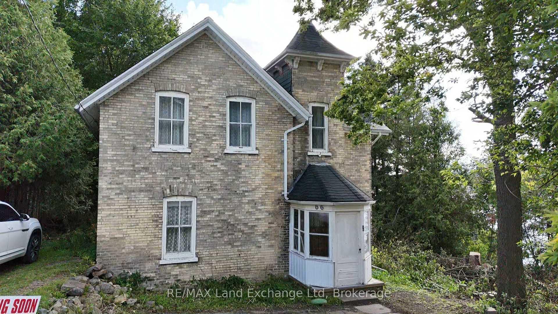 Photo 2 of 66 Diagonal Road, North Huron, Wingham — HOMEH