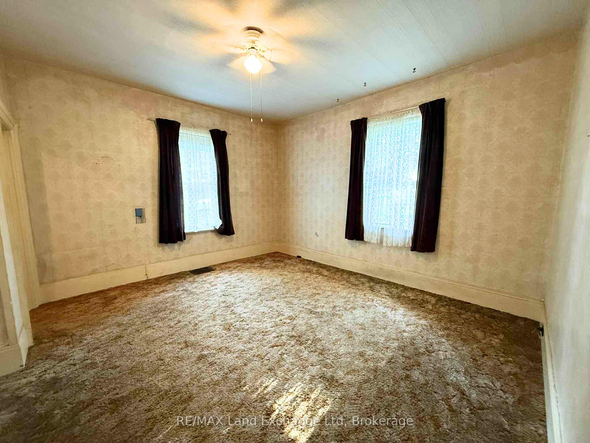 Photo 12 of 66 Diagonal Road, North Huron, Wingham — HOMEH