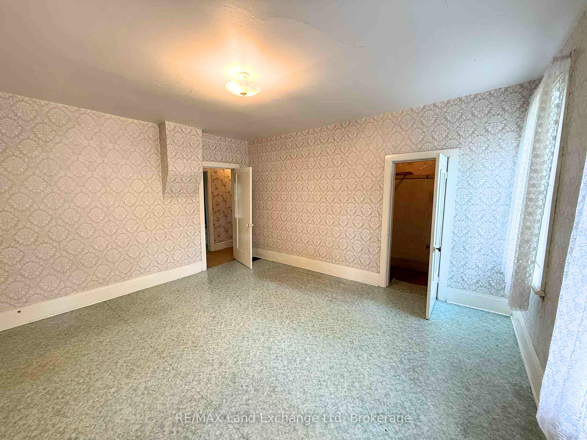 Photo 14 of 66 Diagonal Road, North Huron, Wingham — HOMEH