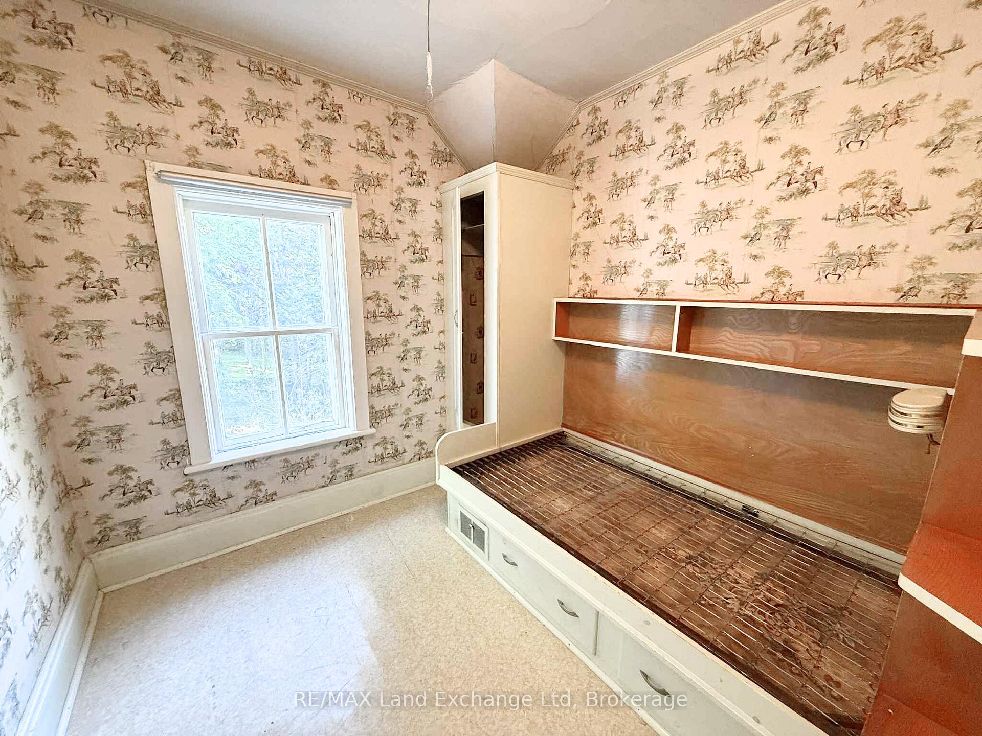 Photo 15 of 66 Diagonal Road, North Huron, Wingham — HOMEH