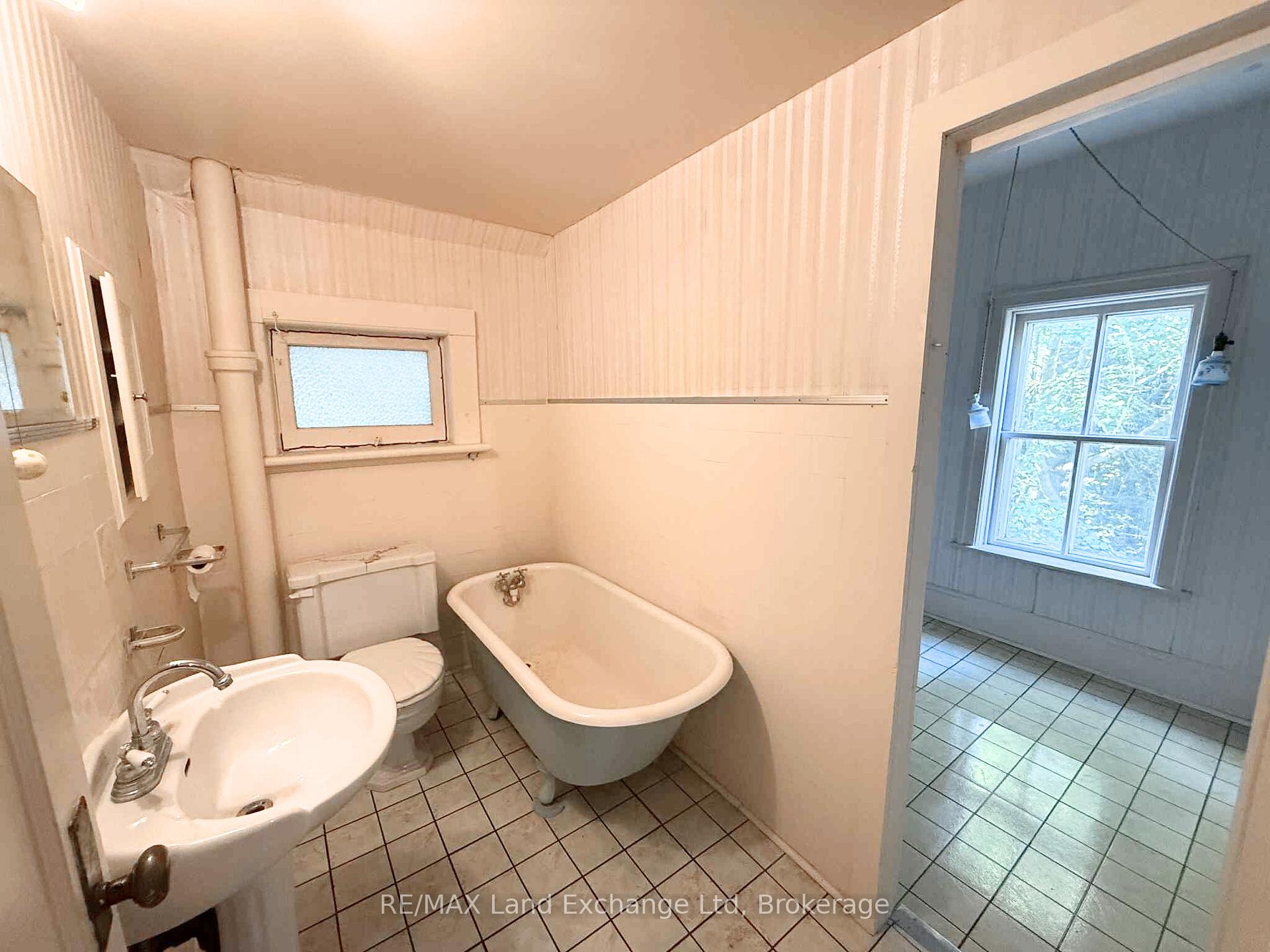 Photo 21 of 66 Diagonal Road, North Huron, Wingham — HOMEH