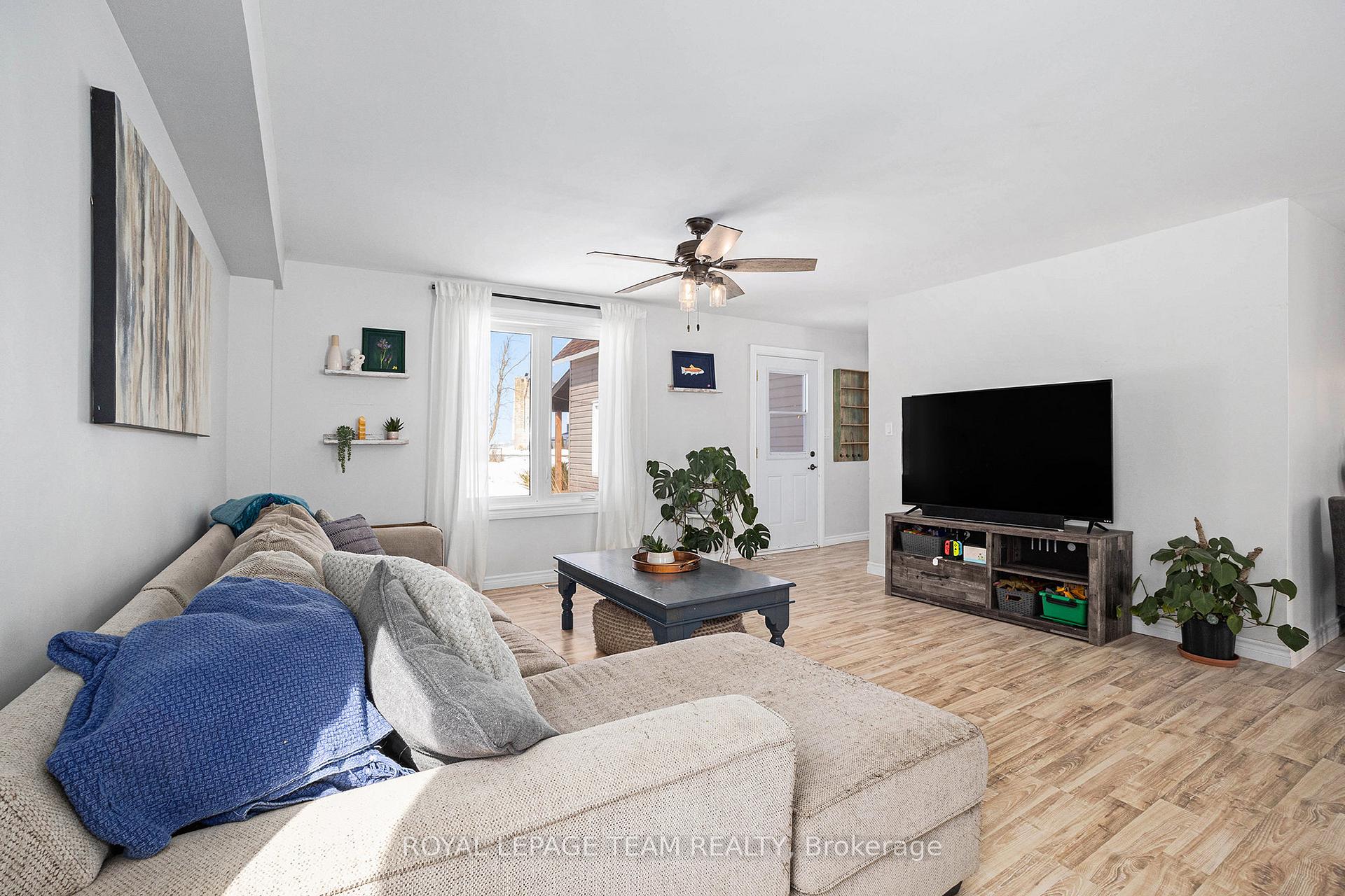 Photo 10 of 13034 Boyne Road, North Dundas, North Dundas (Winchester) Twp — HOMEH