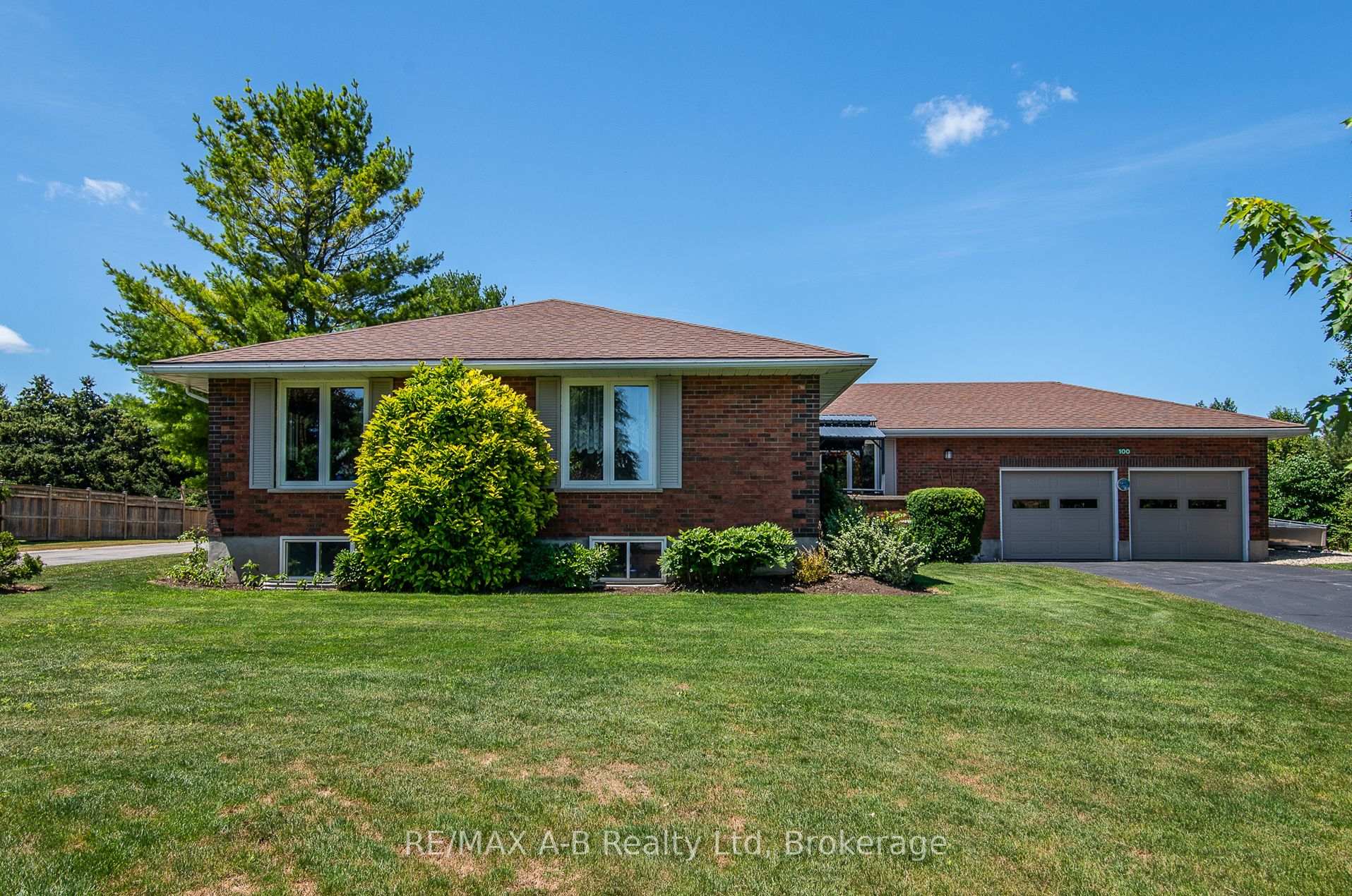Photo 1 of 100 Red Maple Lane, Perth East, Ellice — HOMEH
