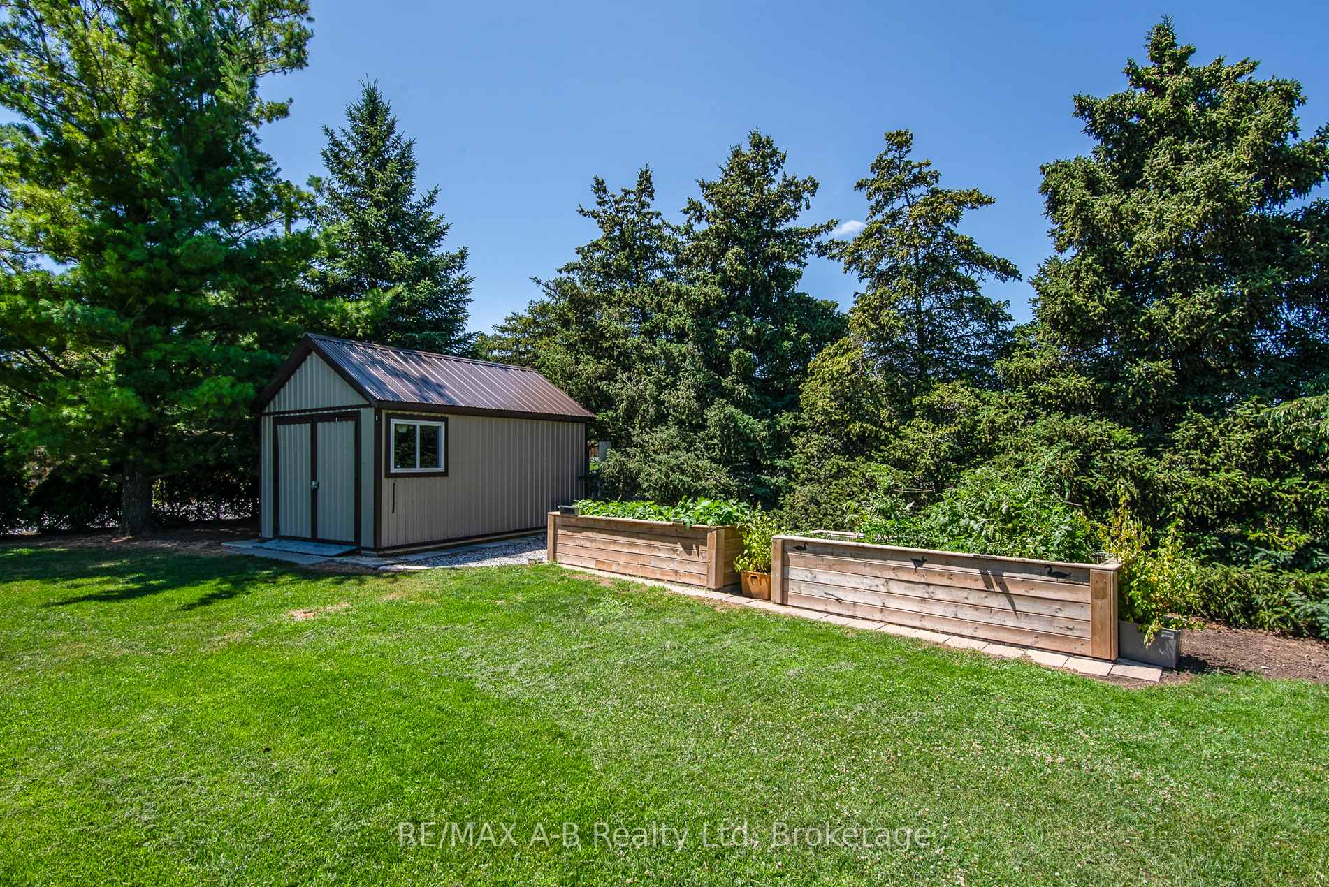 Photo 8 of 100 Red Maple Lane, Perth East, Ellice — HOMEH