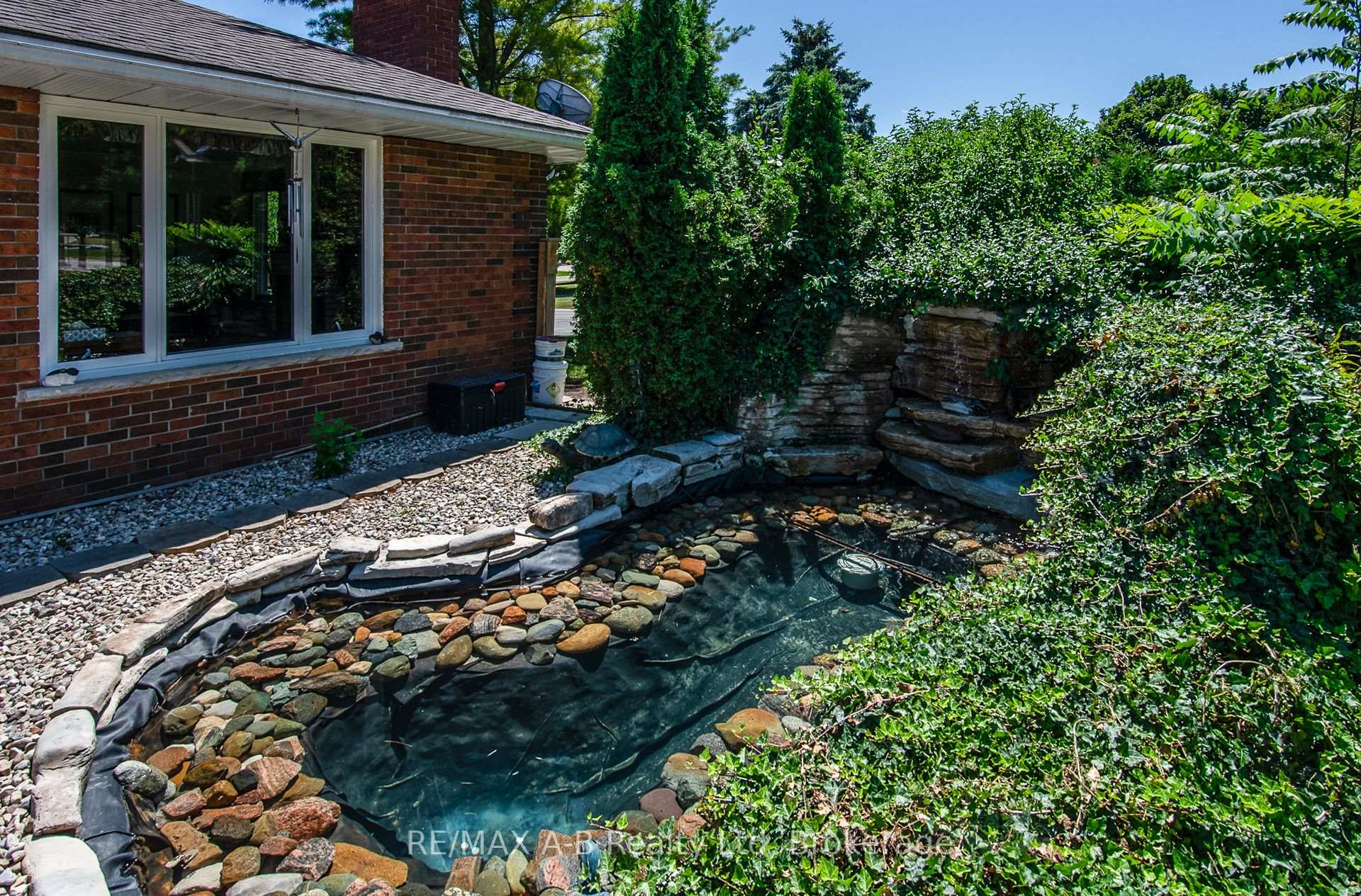 Photo 12 of 100 Red Maple Lane, Perth East, Ellice — HOMEH