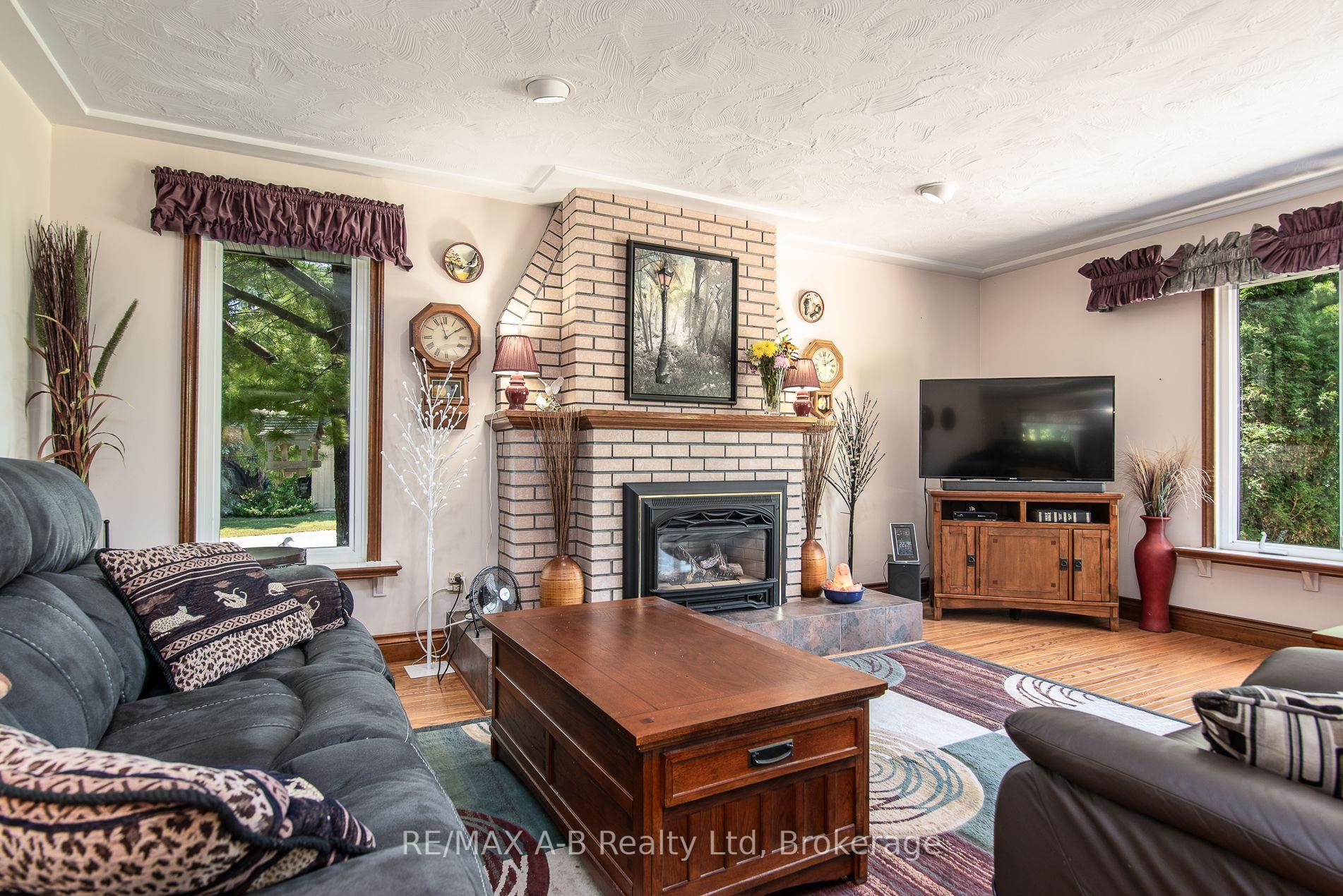 Photo 17 of 100 Red Maple Lane, Perth East, Ellice — HOMEH