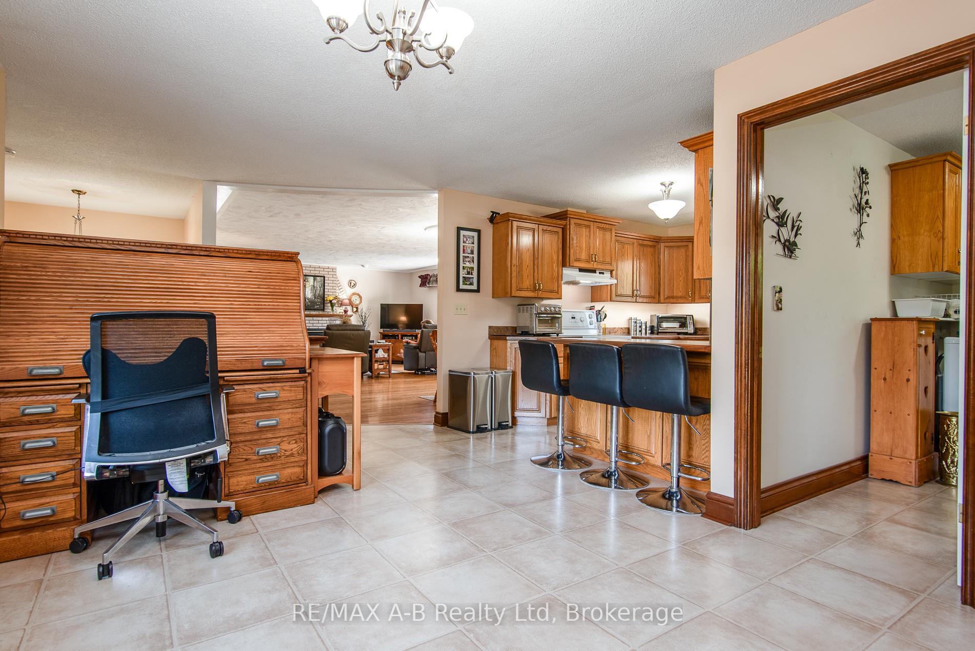 Photo 30 of 100 Red Maple Lane, Perth East, Ellice — HOMEH