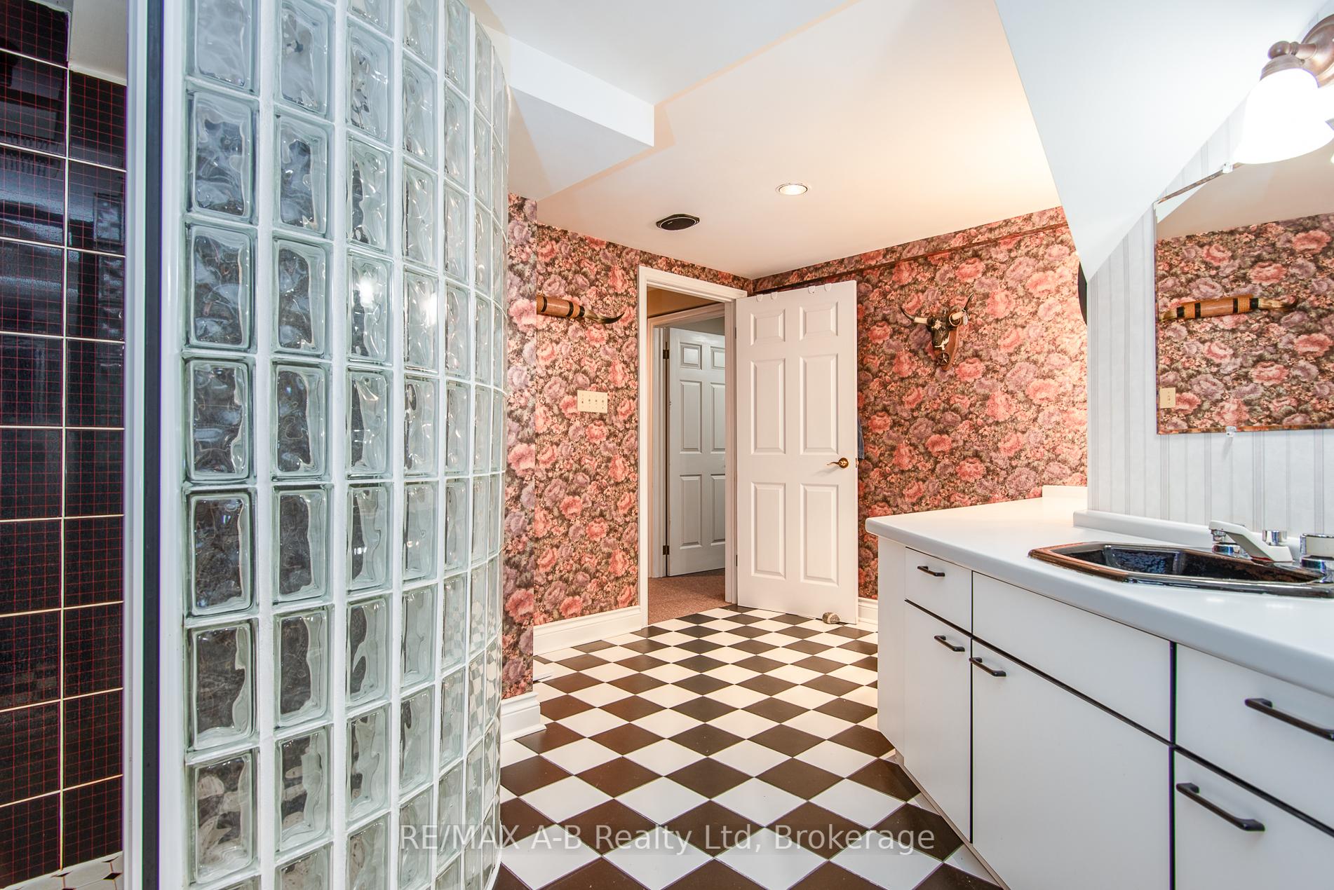 Photo 48 of 100 Red Maple Lane, Perth East, Ellice — HOMEH