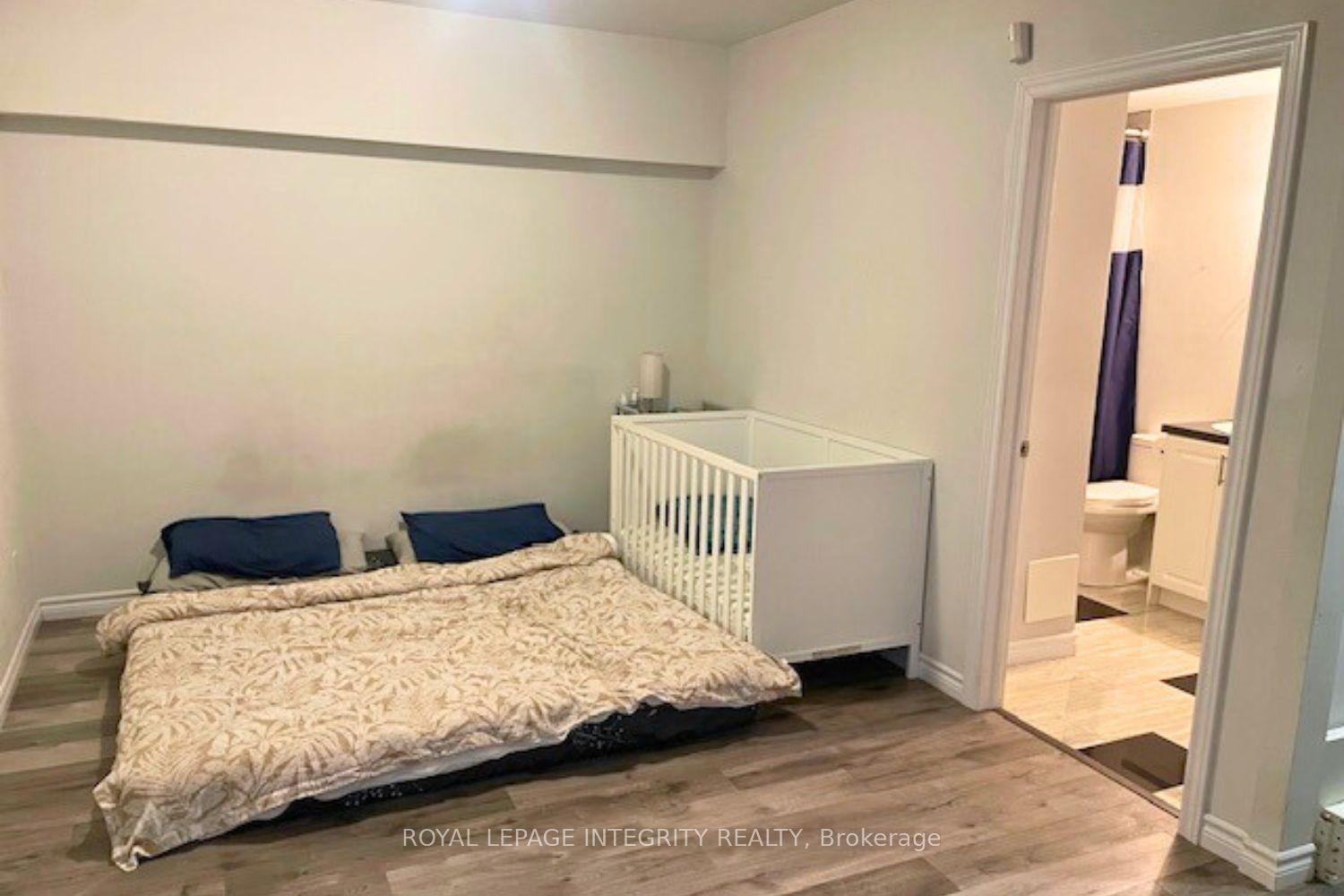 Photo 6 of Unit B, 183 Glynn Avenue, Ottawa, Overbrook/Castle Heights — HOMEH
