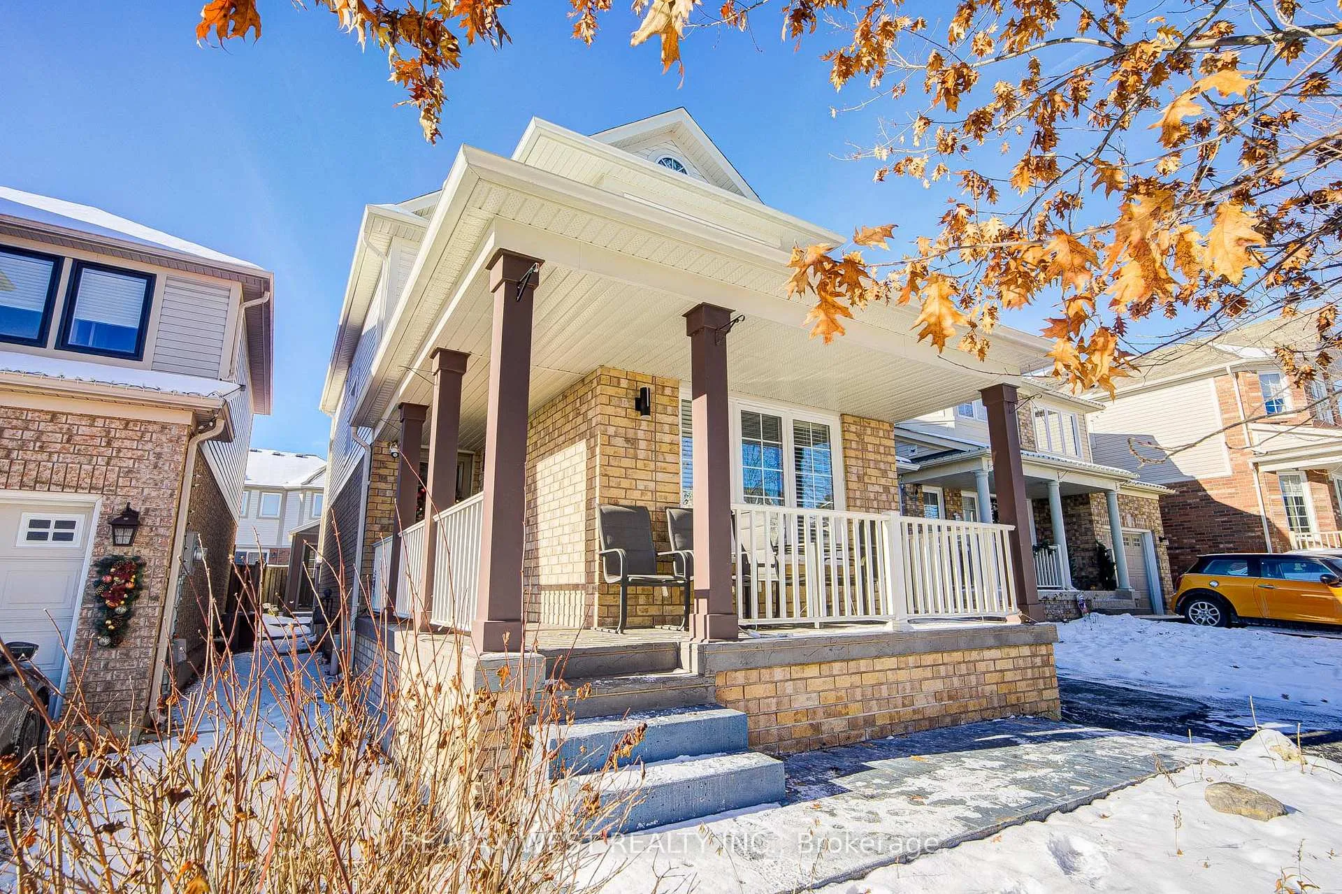 Photo 2 of 24 Davidson Drive, New Tecumseth, Alliston — HOMEH