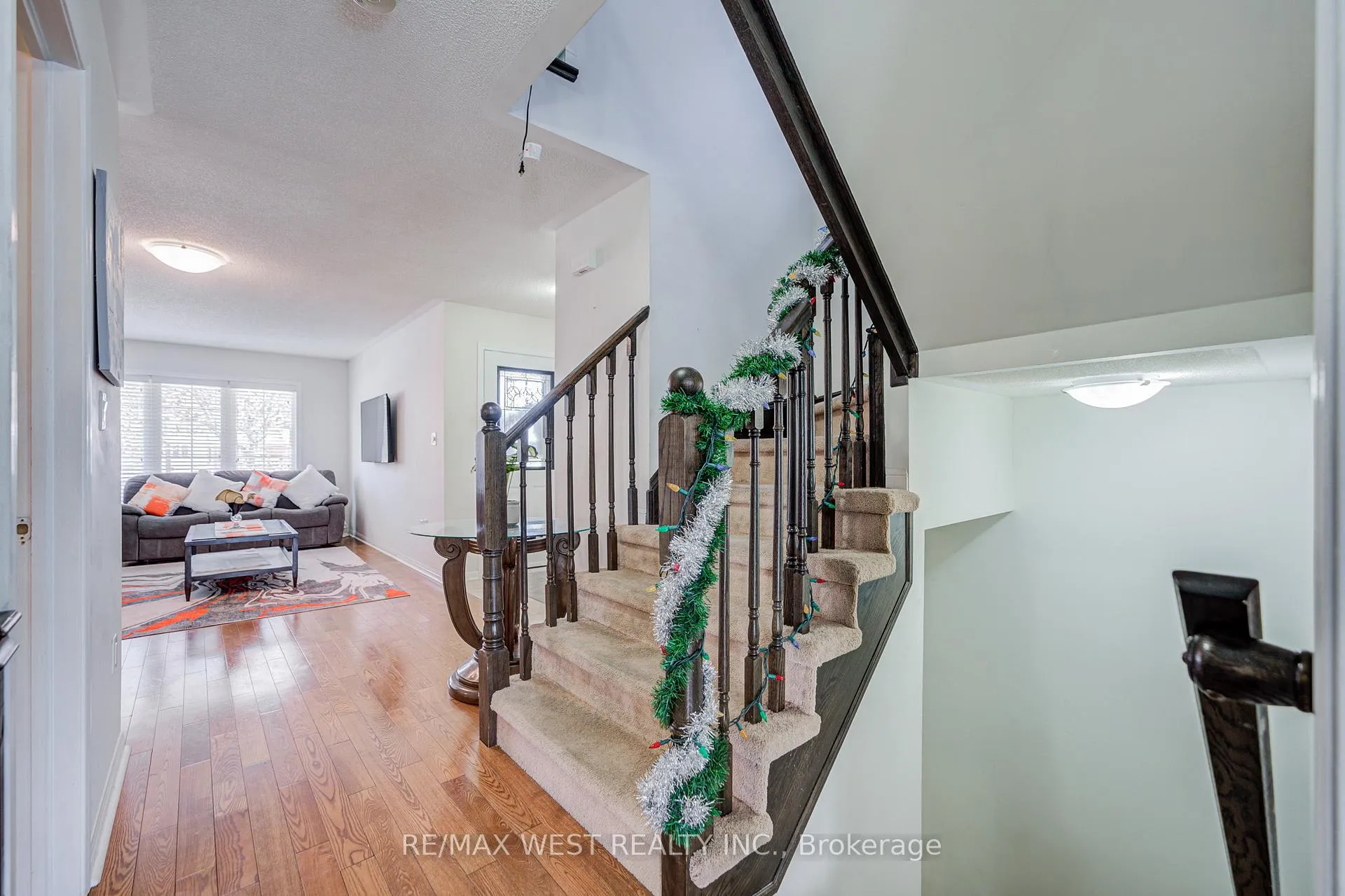 Photo 14 of 24 Davidson Drive, New Tecumseth, Alliston — HOMEH
