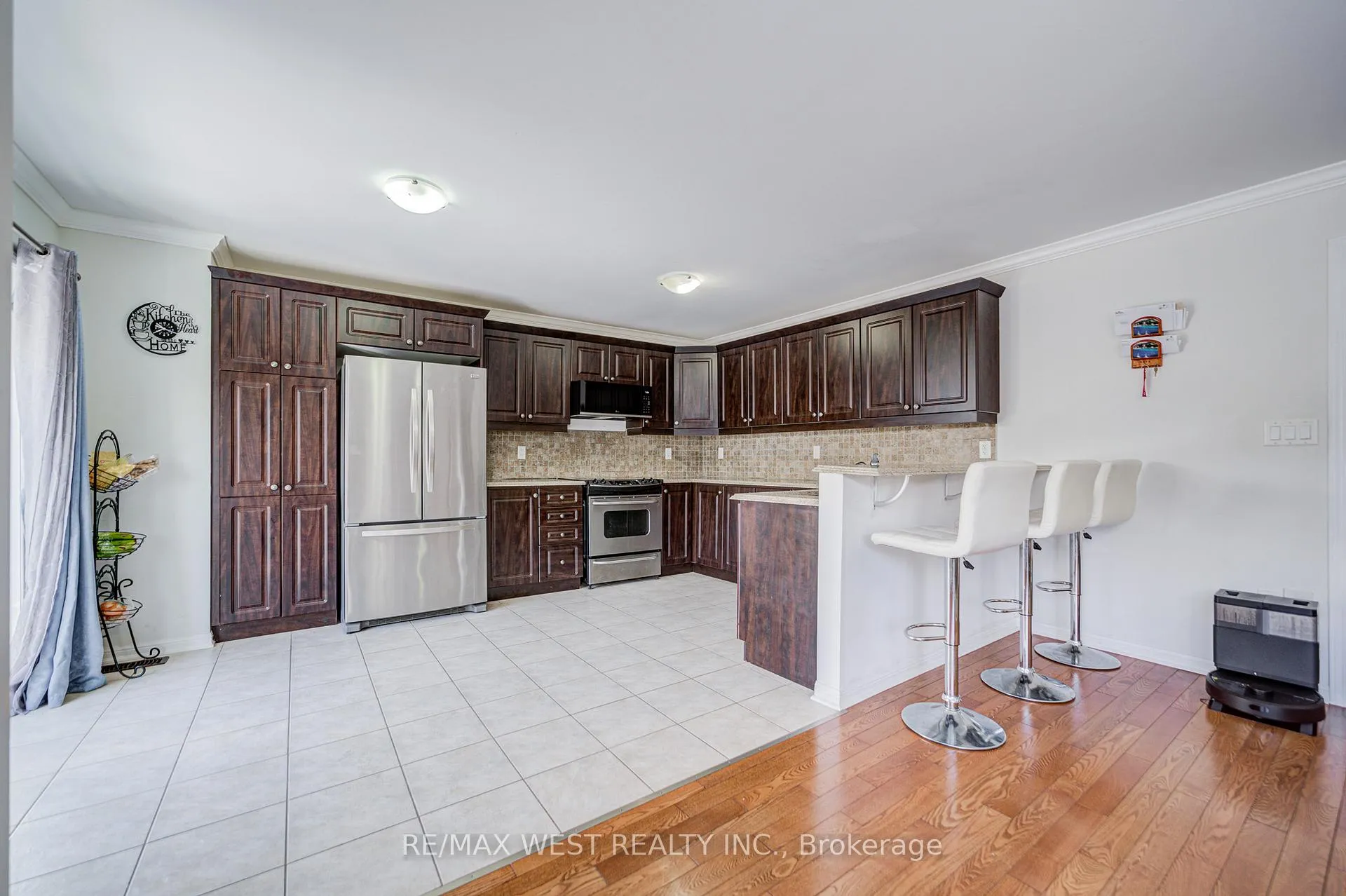 Photo 20 of 24 Davidson Drive, New Tecumseth, Alliston — HOMEH