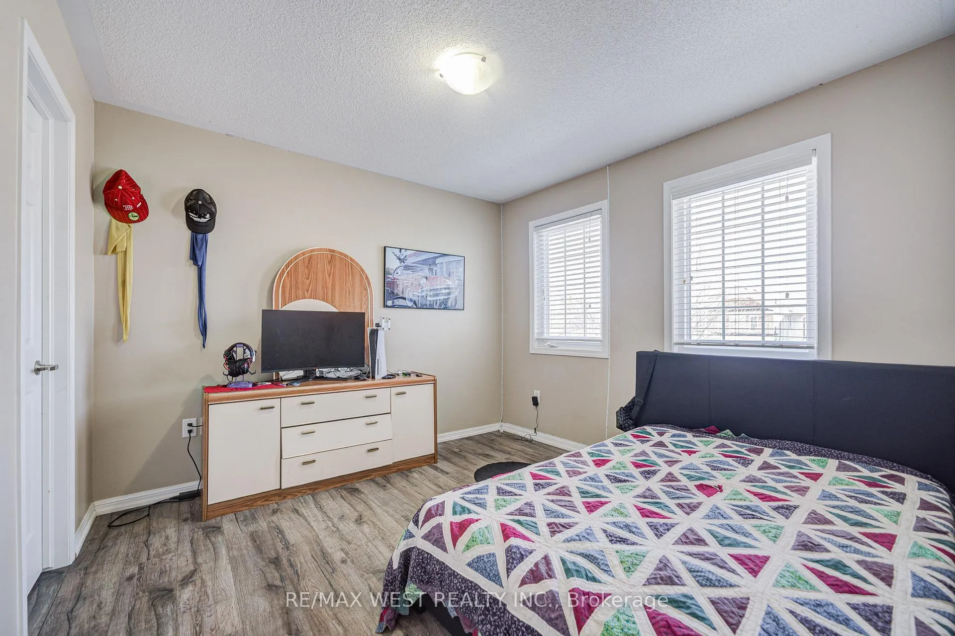 Photo 33 of 24 Davidson Drive, New Tecumseth, Alliston — HOMEH