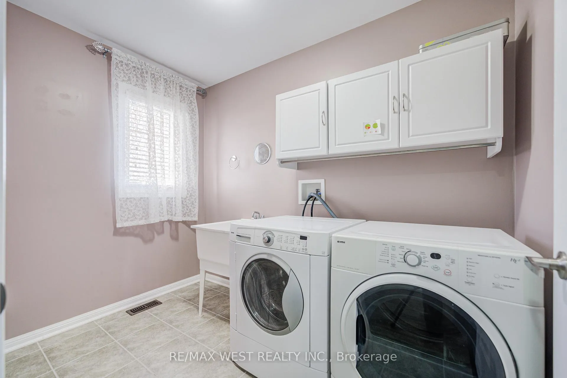 Photo 35 of 24 Davidson Drive, New Tecumseth, Alliston — HOMEH