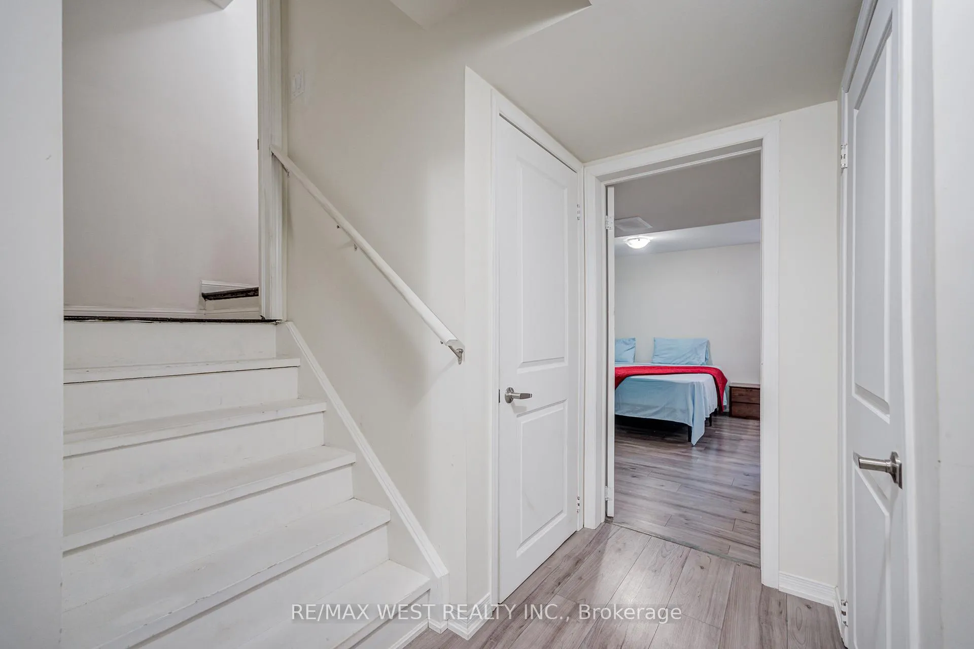 Photo 38 of 24 Davidson Drive, New Tecumseth, Alliston — HOMEH