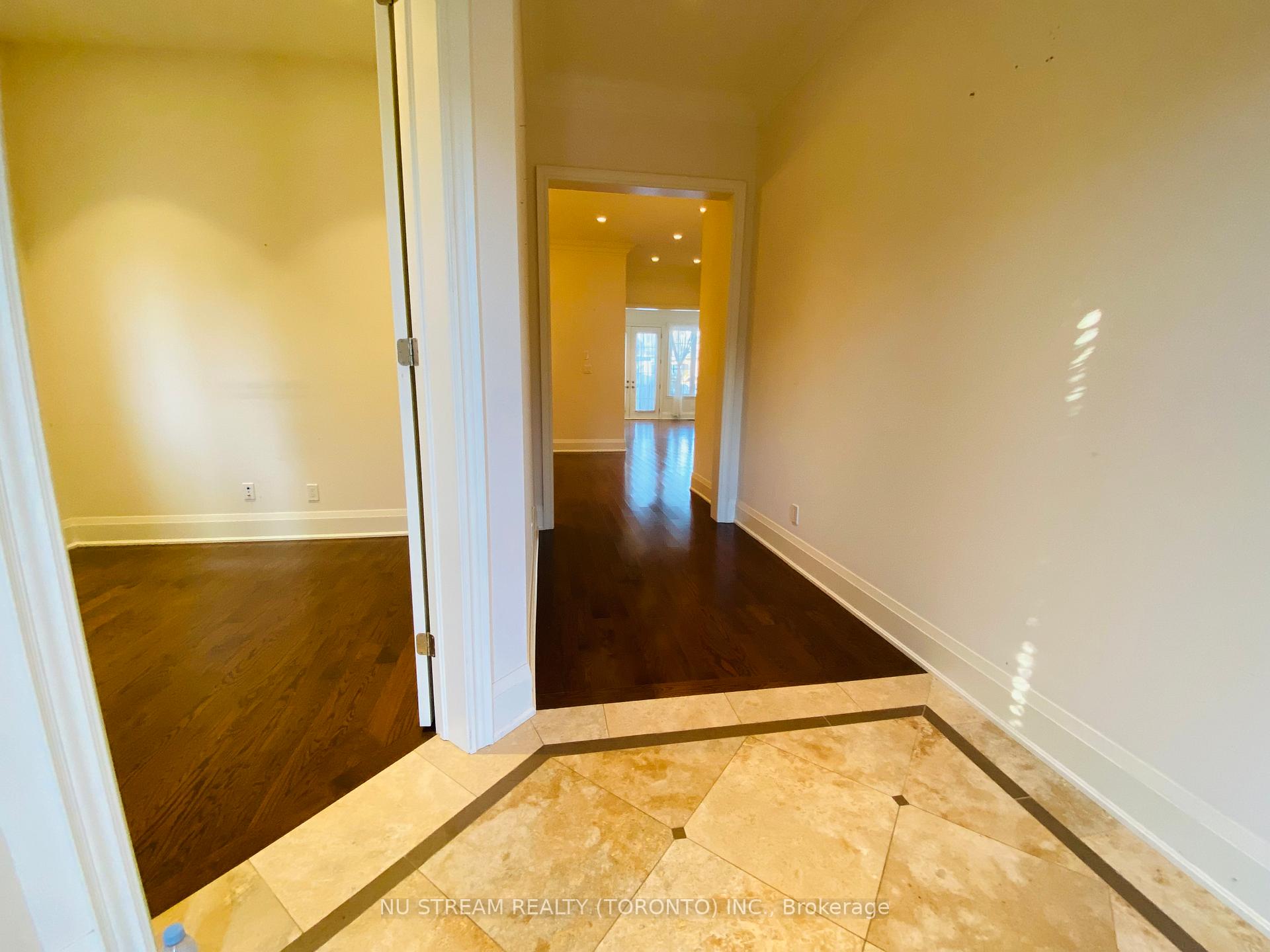 Photo 3 of 90 James Scott Road, Markham, Vinegar Hill — HOMEH