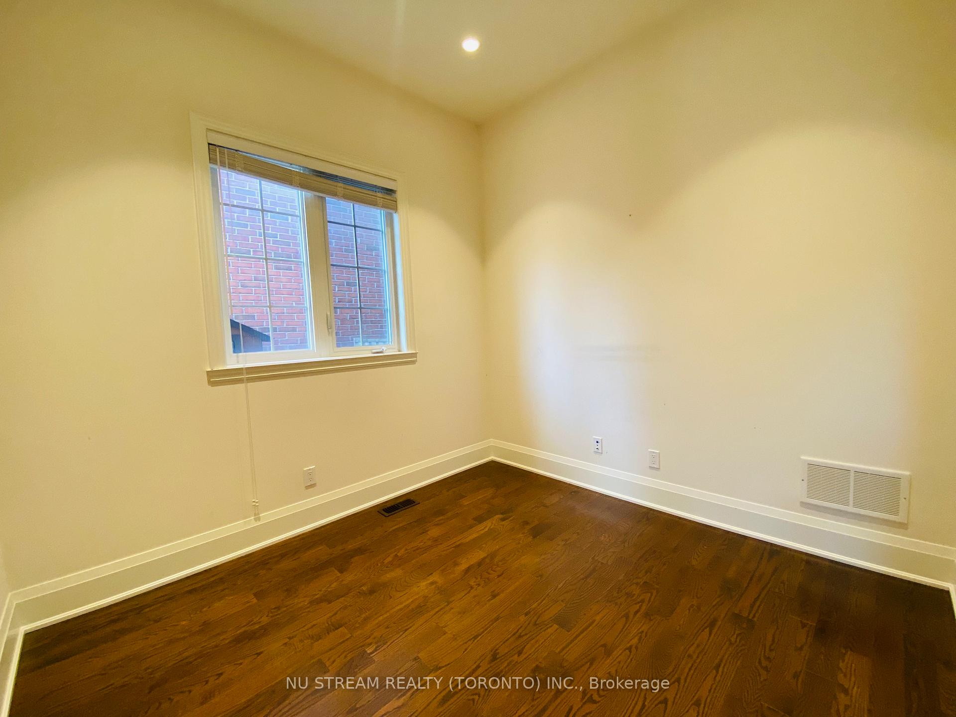 Photo 5 of 90 James Scott Road, Markham, Vinegar Hill — HOMEH