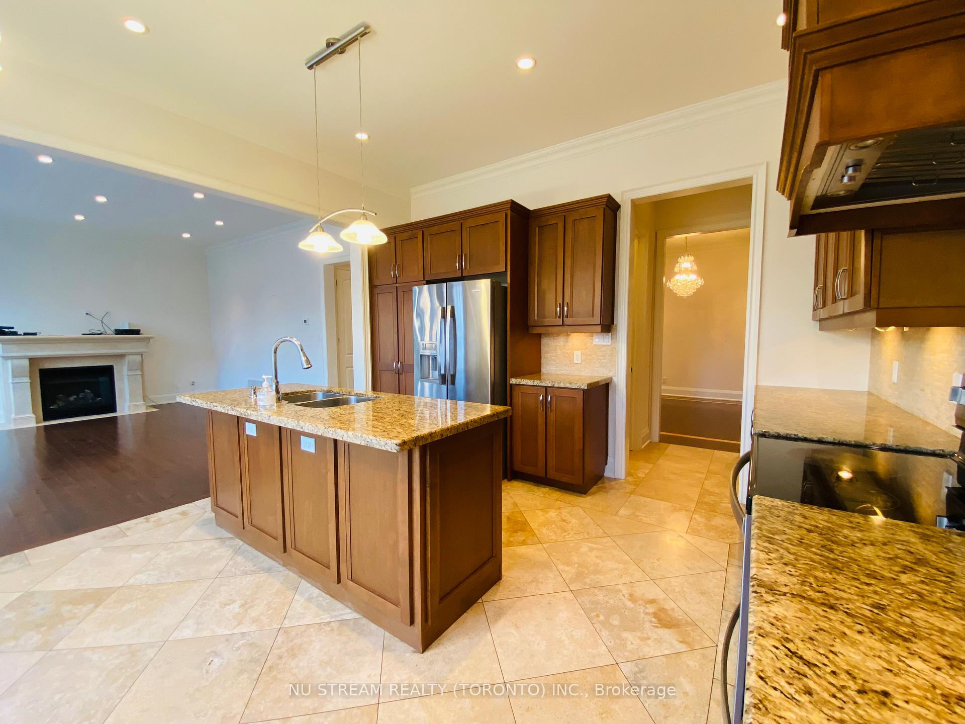 Photo 10 of 90 James Scott Road, Markham, Vinegar Hill — HOMEH