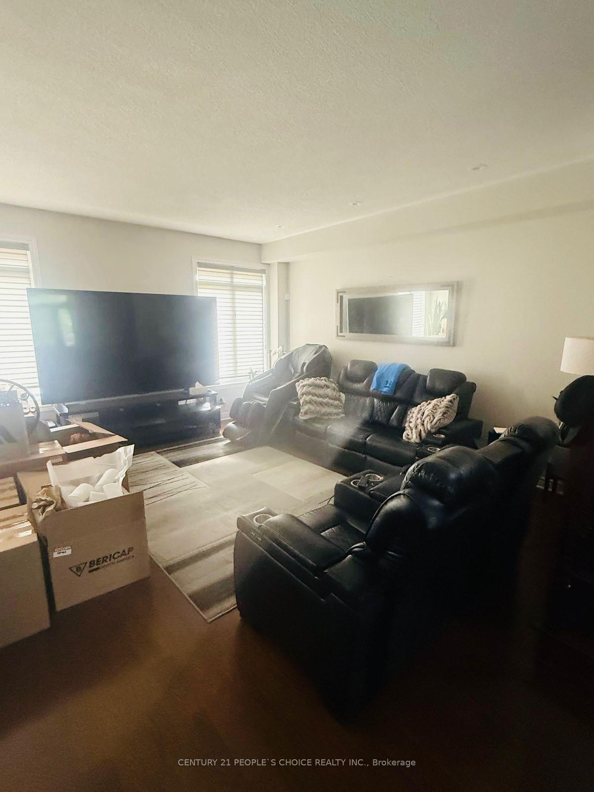 Photo 8 of 60 Kennedy Boulevard, New Tecumseth, Rural New Tecumseth — HOMEH